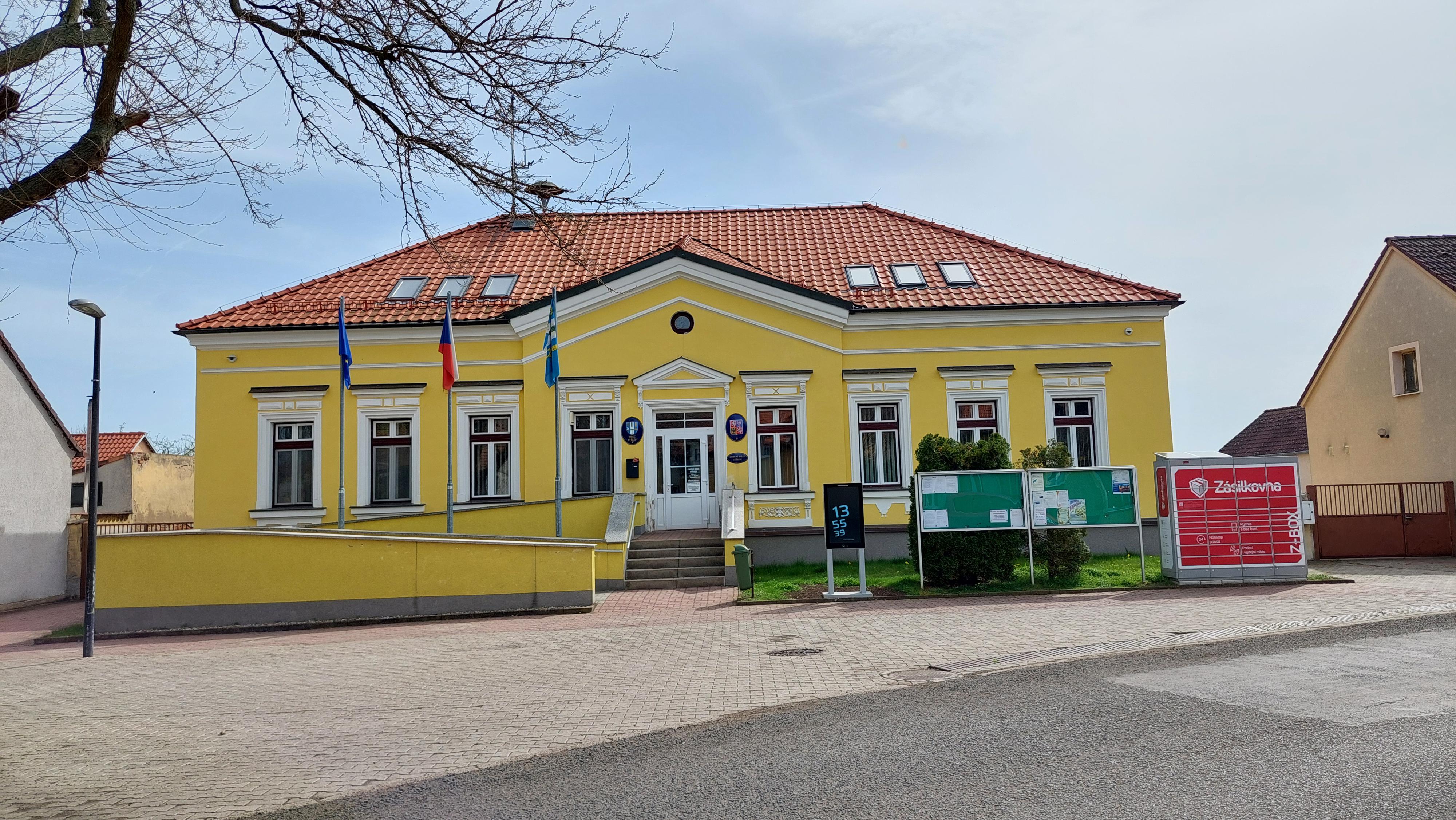 Výškov - obecní úřad foto 2