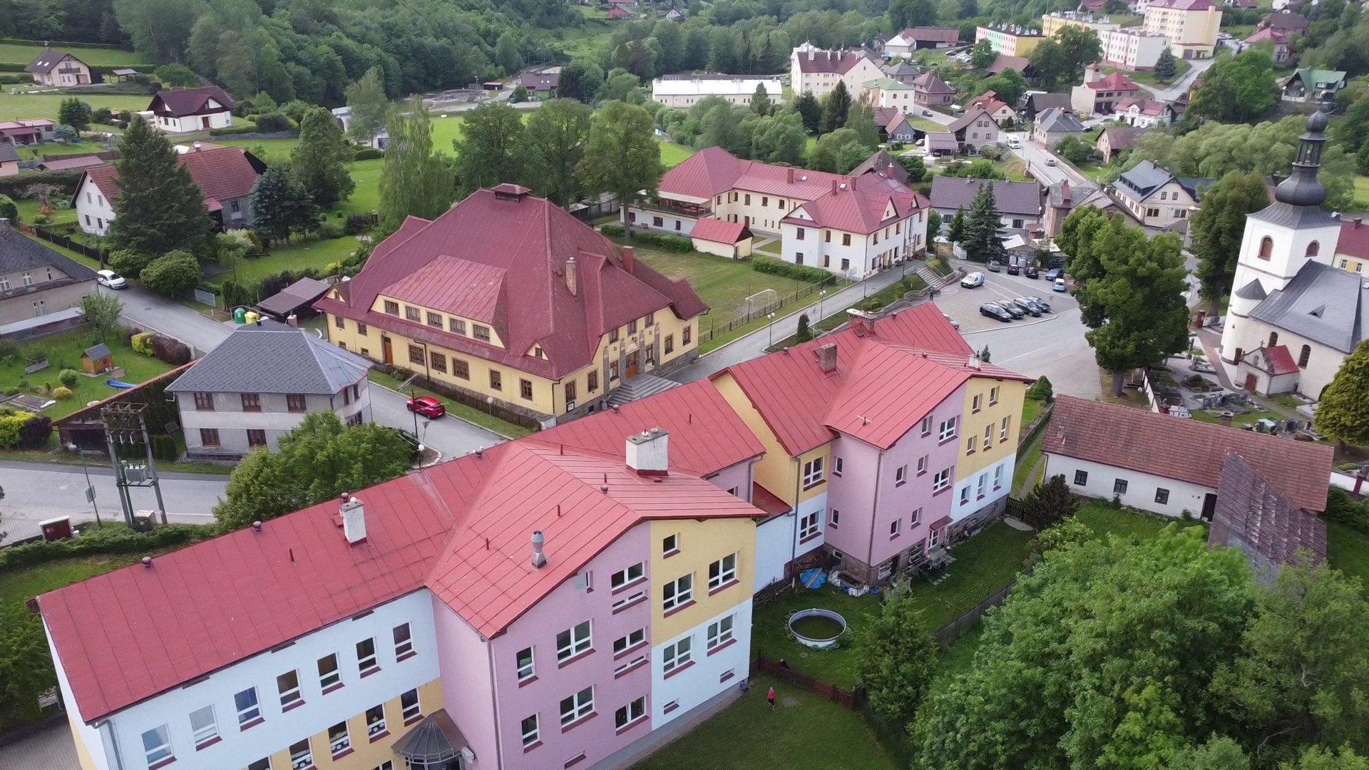 Základní škola Košťálov foto 3