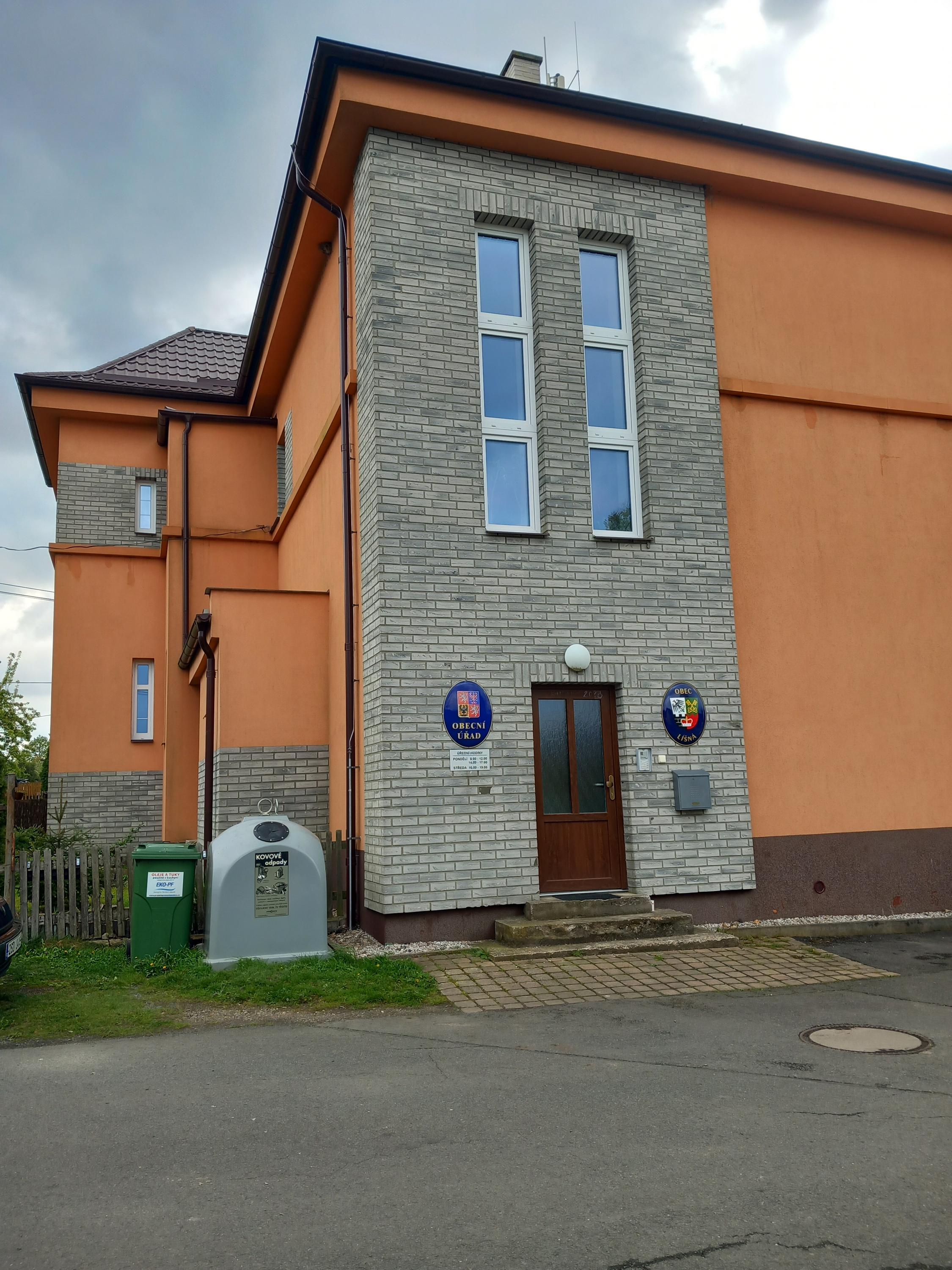 Líšná - obecní úřad foto 4
