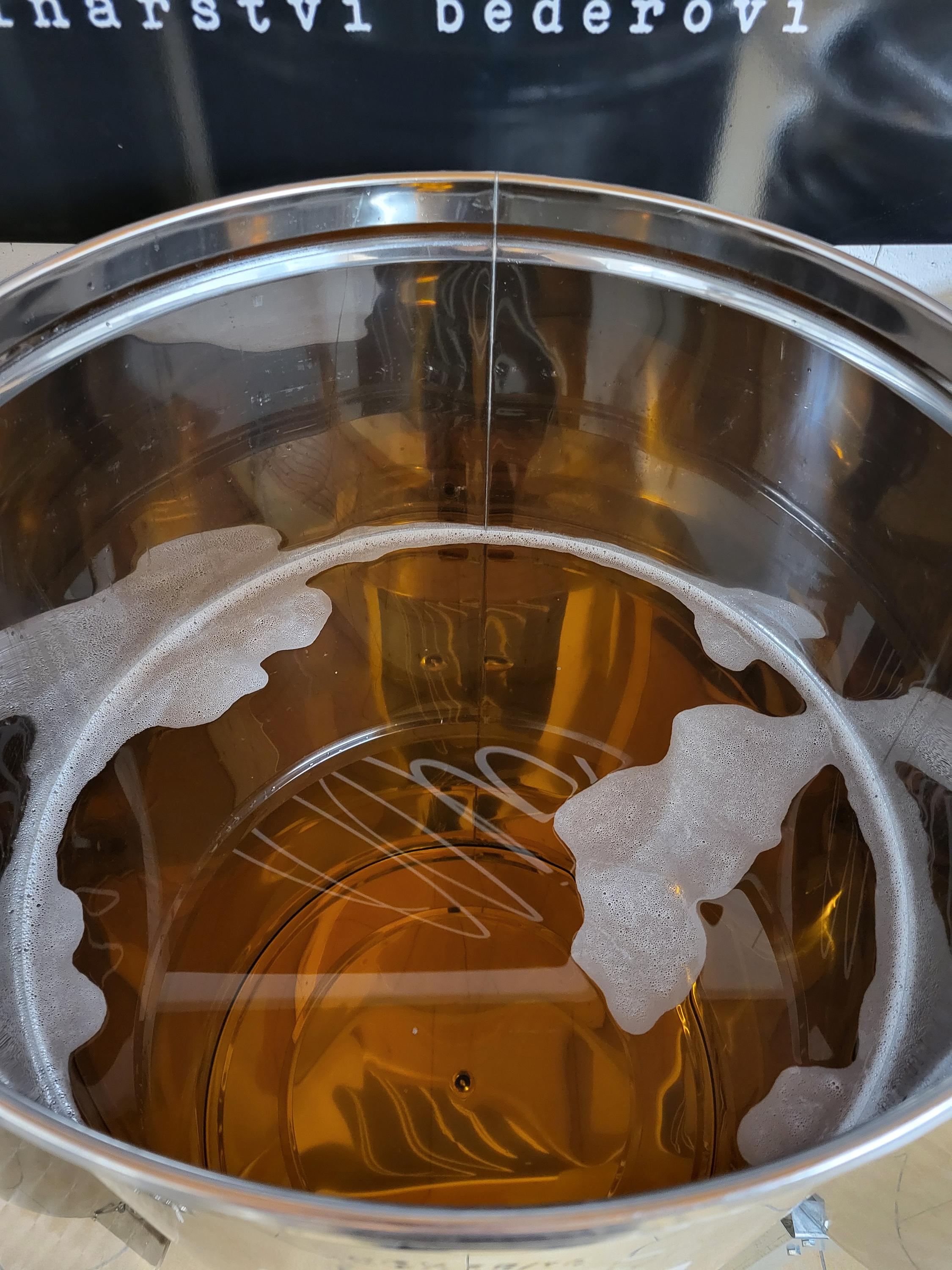 Vinařství Beděrovi - prodej vína foto 5