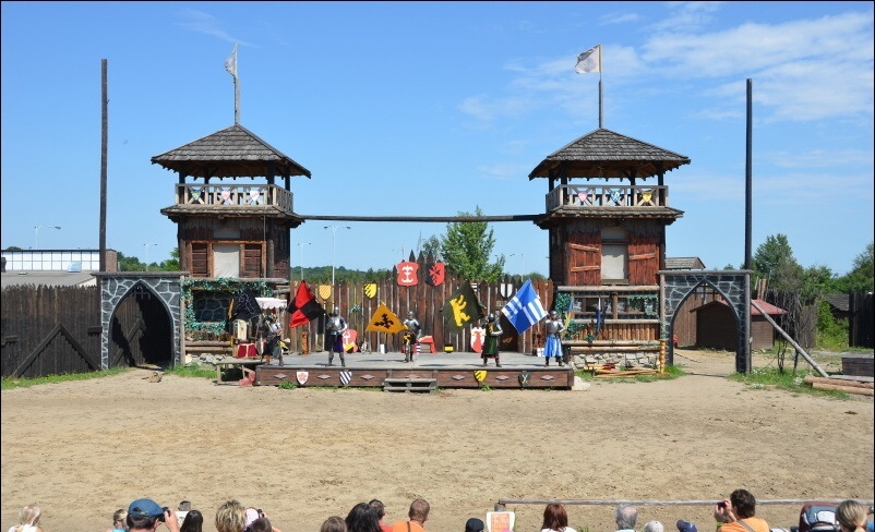 Tvrz Hummer, s.r.o. foto 3