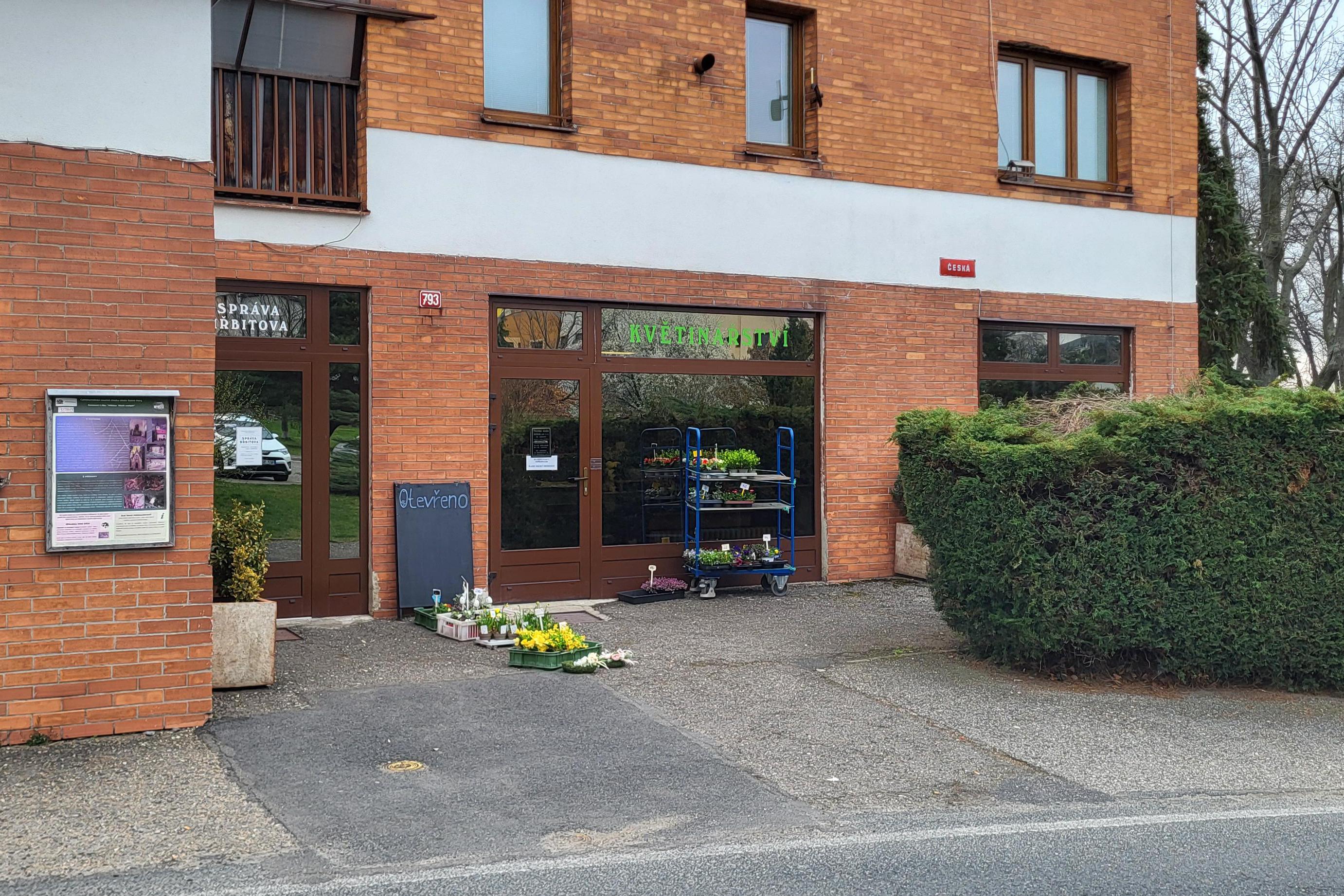 Květiny - Pohřební služba Jeřábek