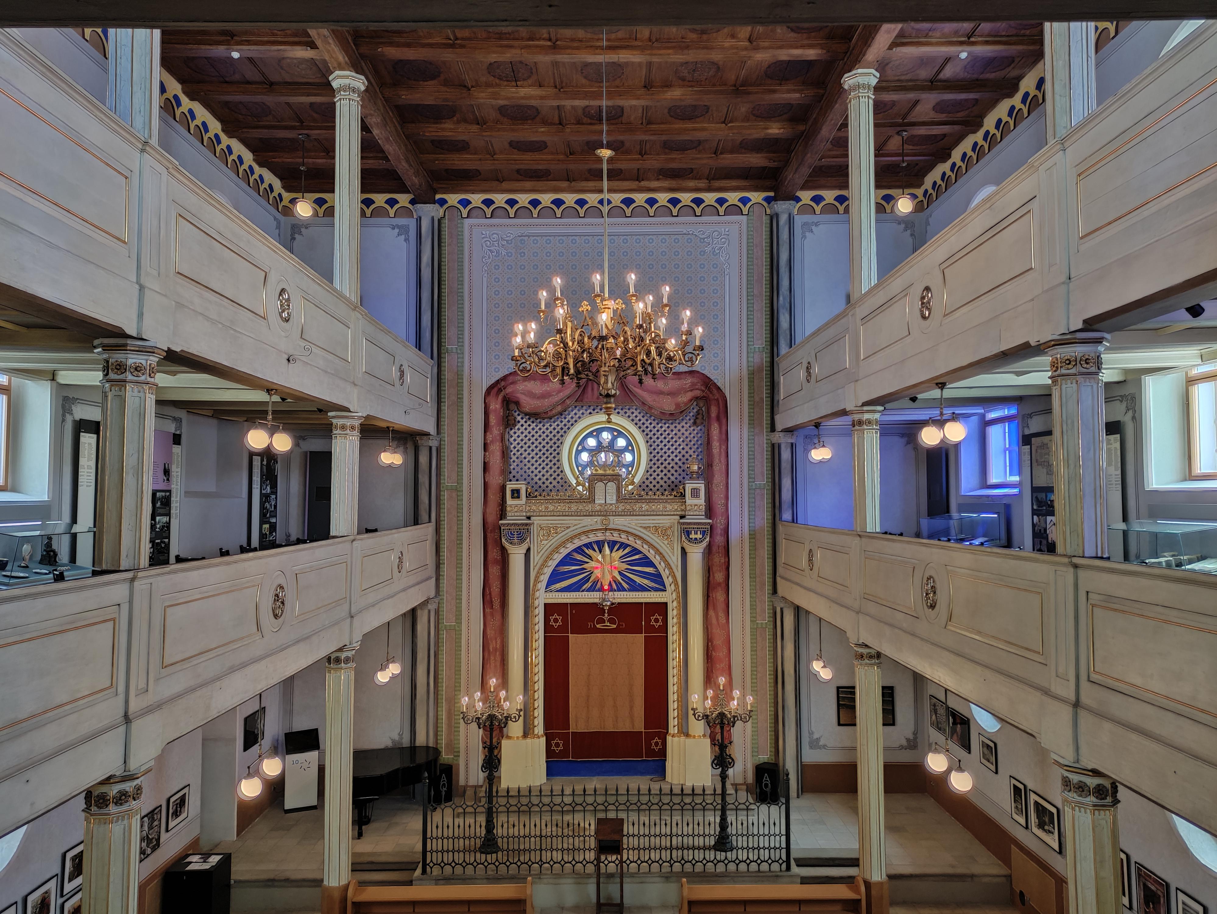 Stará synagoga