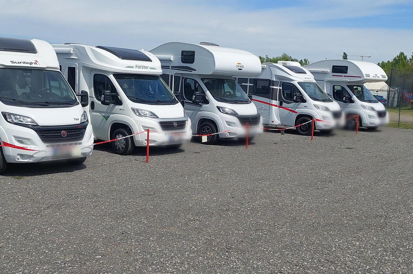 Půjčovna obytných aut - Viktor Poliščuk