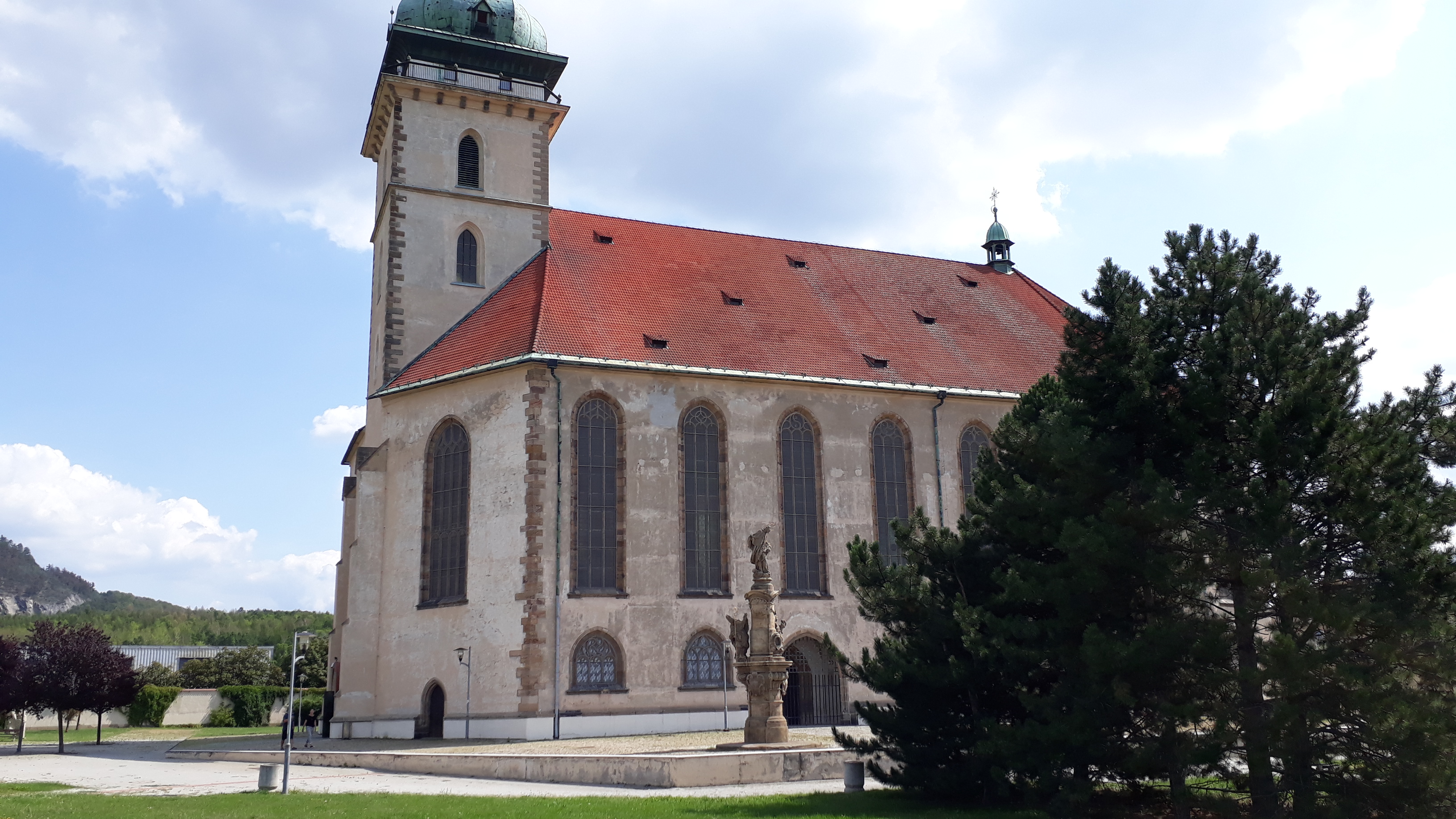 Kostel Nanebevzetí Panny Marie v Mostě foto 6