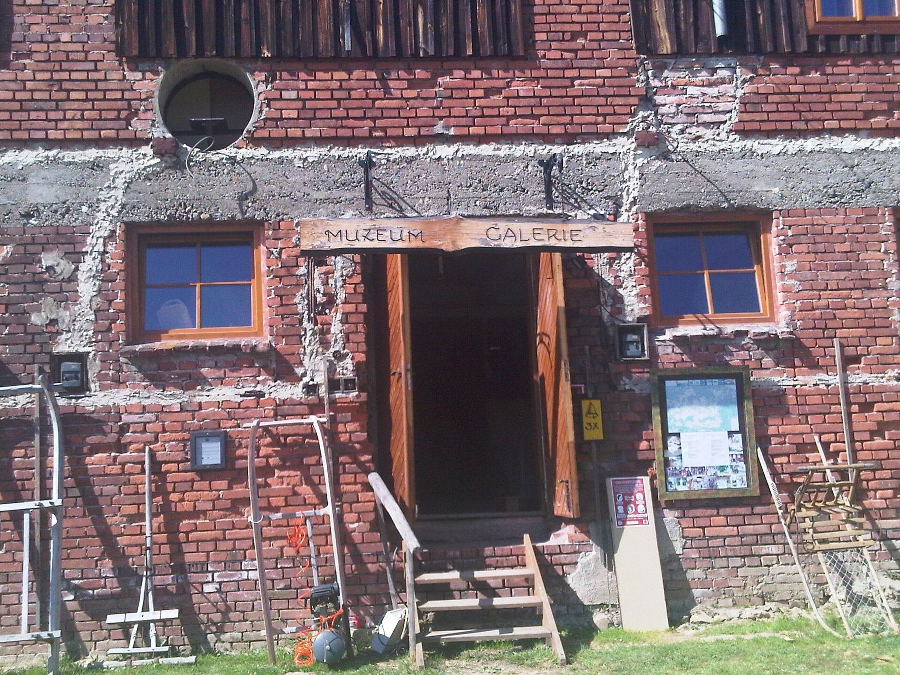 Muzeum a Galerie Starý kravín foto 3