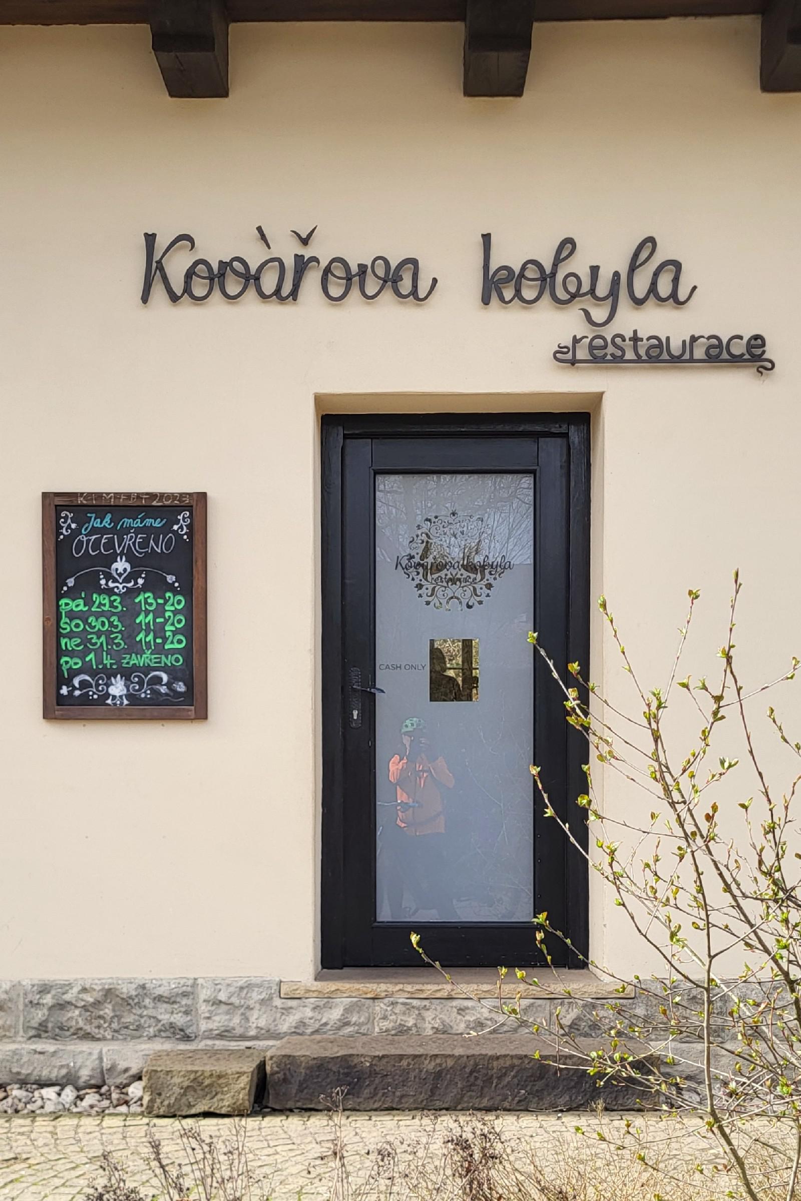Restaurace Kovářova kobyla foto 2