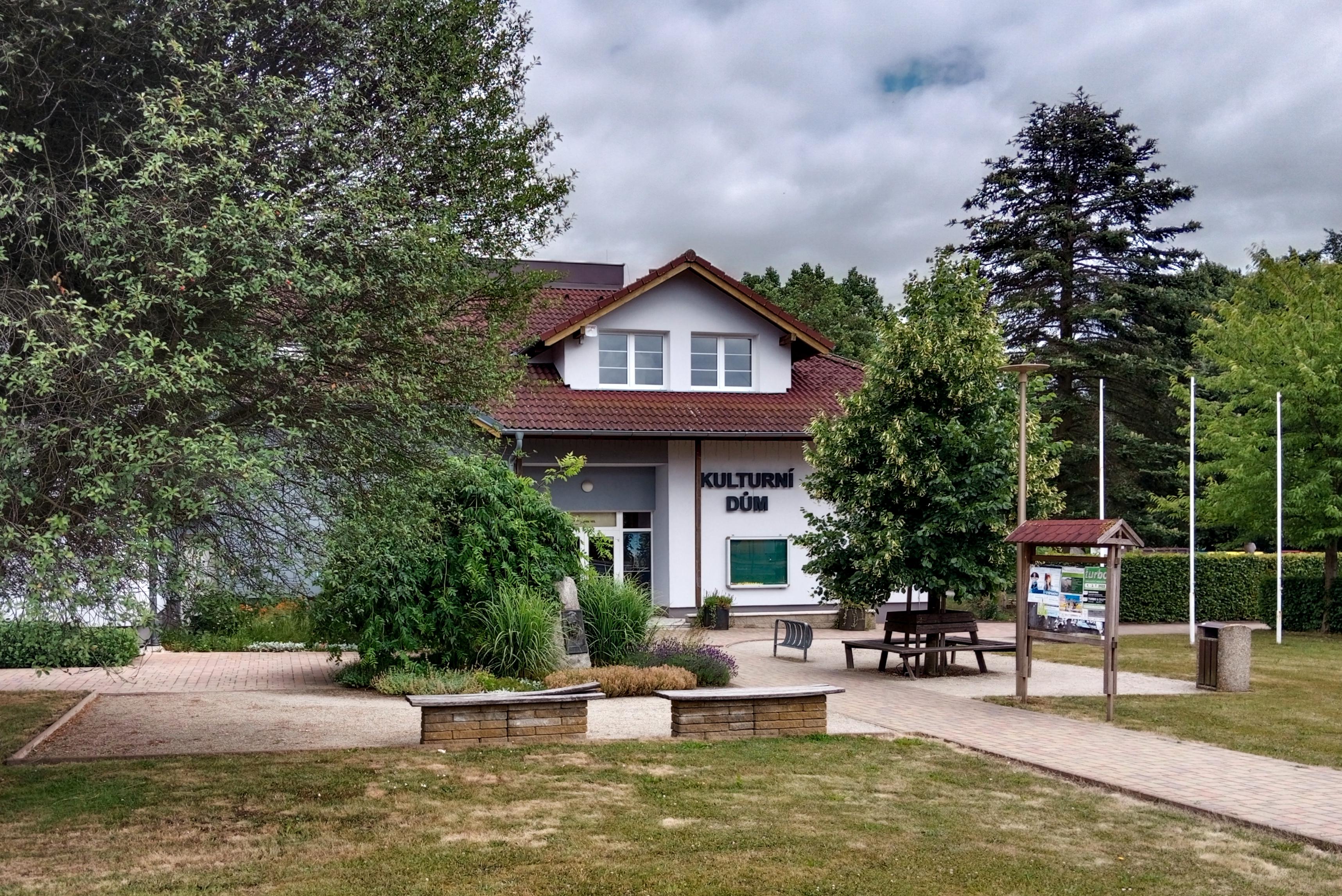 Obecní knihovna Drmoul