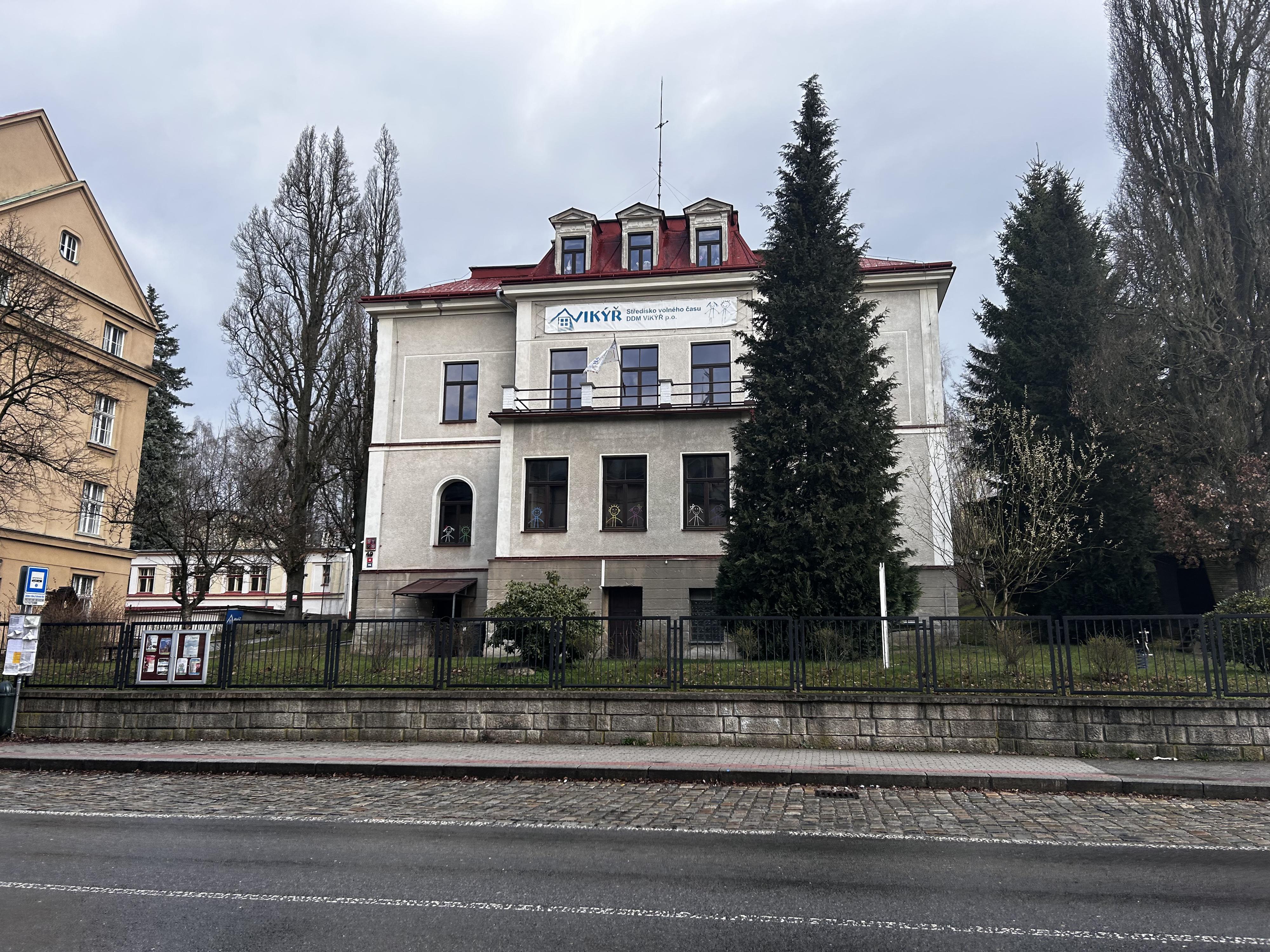 Dům dětí a mládeže Vikýř foto 2