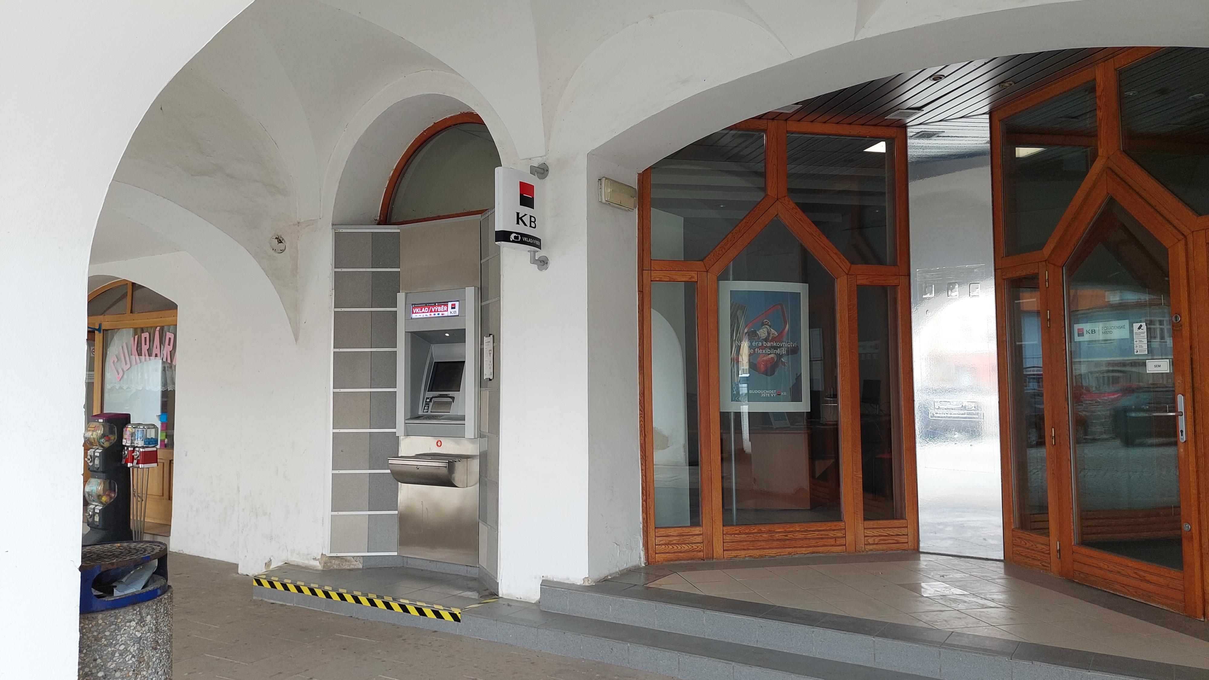Bankomat Komerční banky foto 2