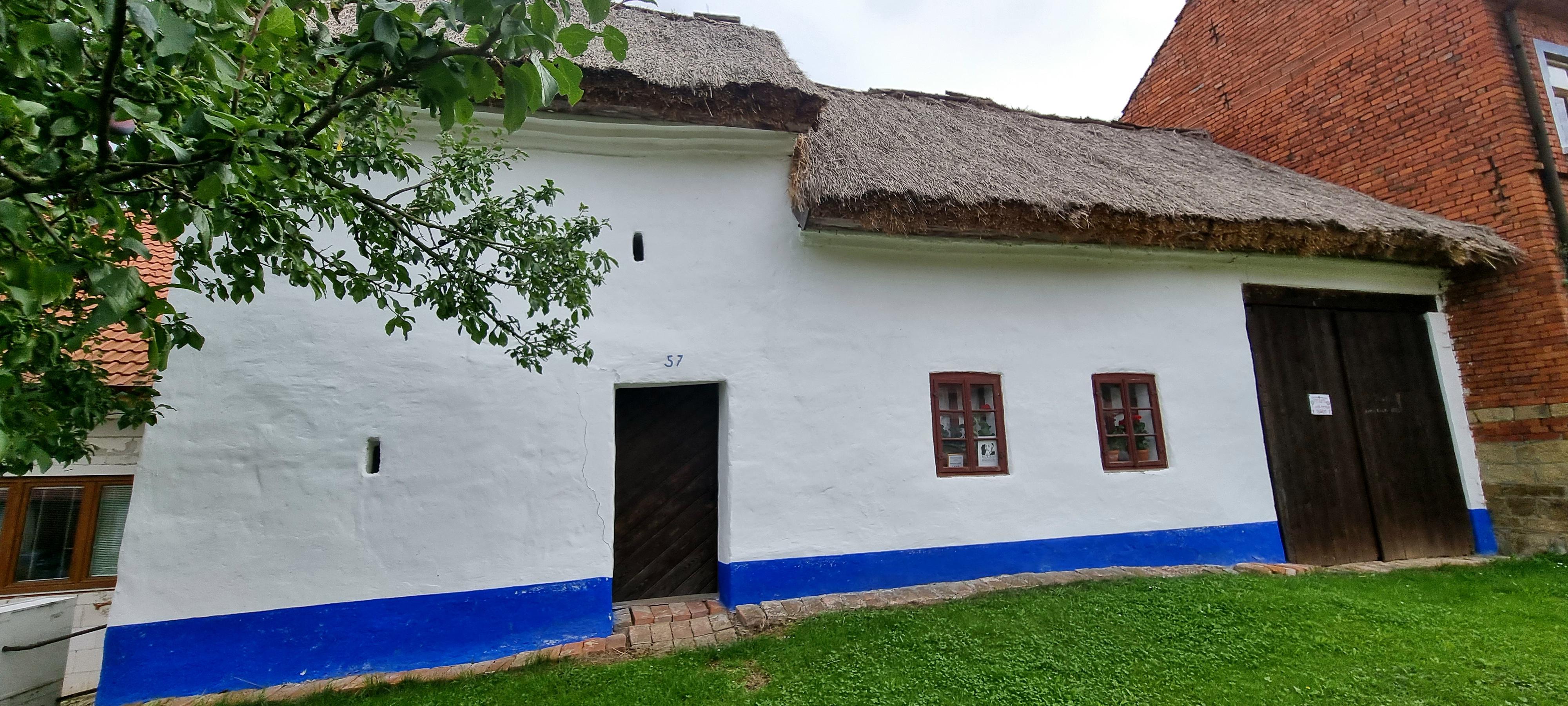 Rolnický dům a hospodářství č. p. 57
