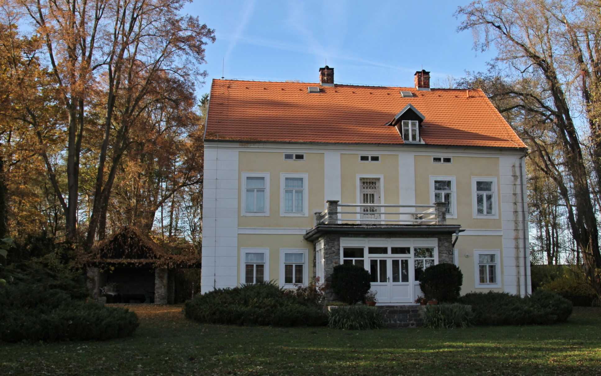 Památník Karla Čapka ve Staré Huti u Dobříše foto 3