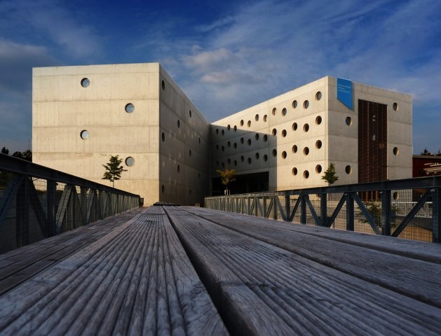 Studijní a vědecká knihovna v Hradci Králové foto 6