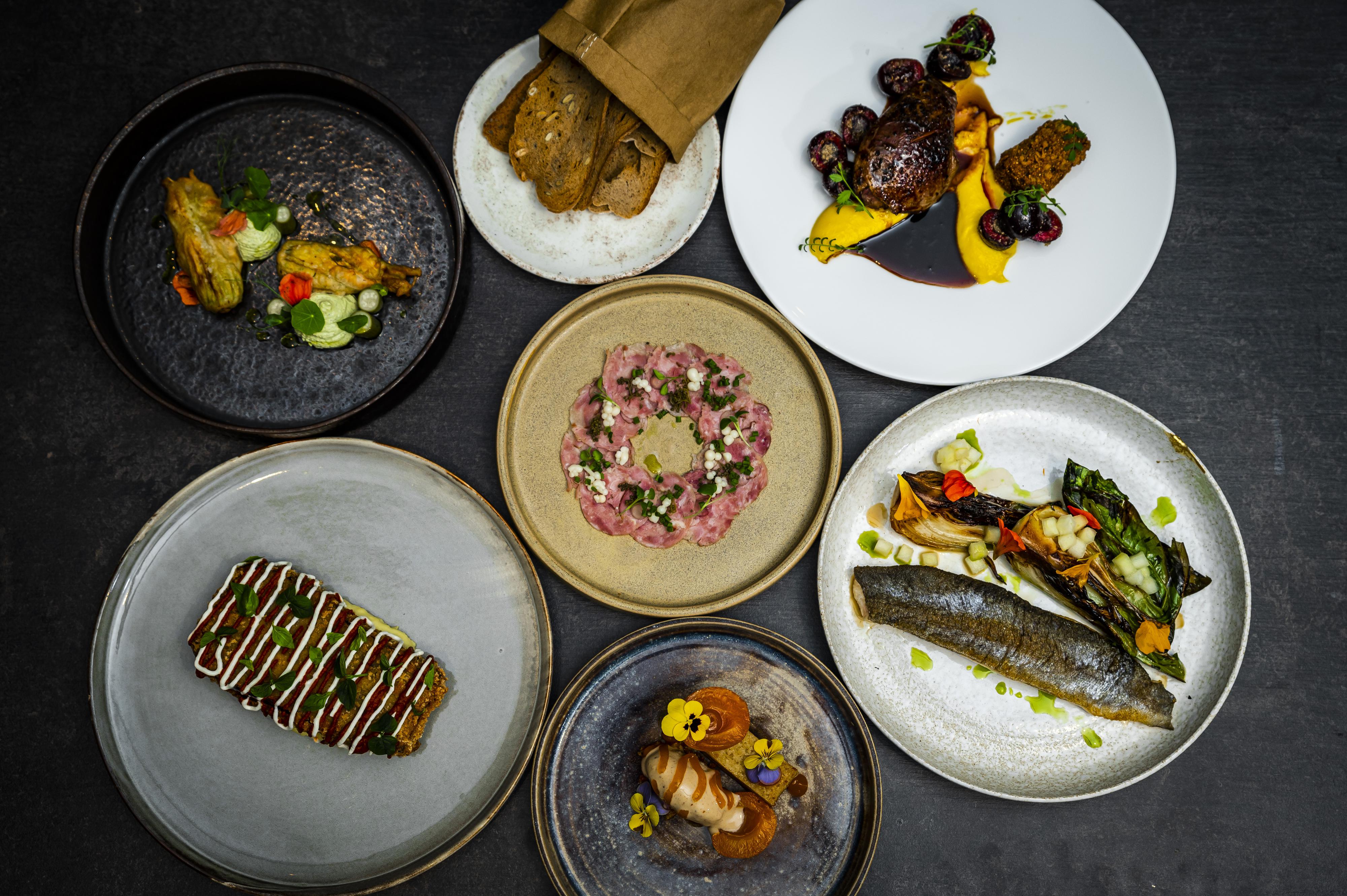 The Artisan restaurace foto 4