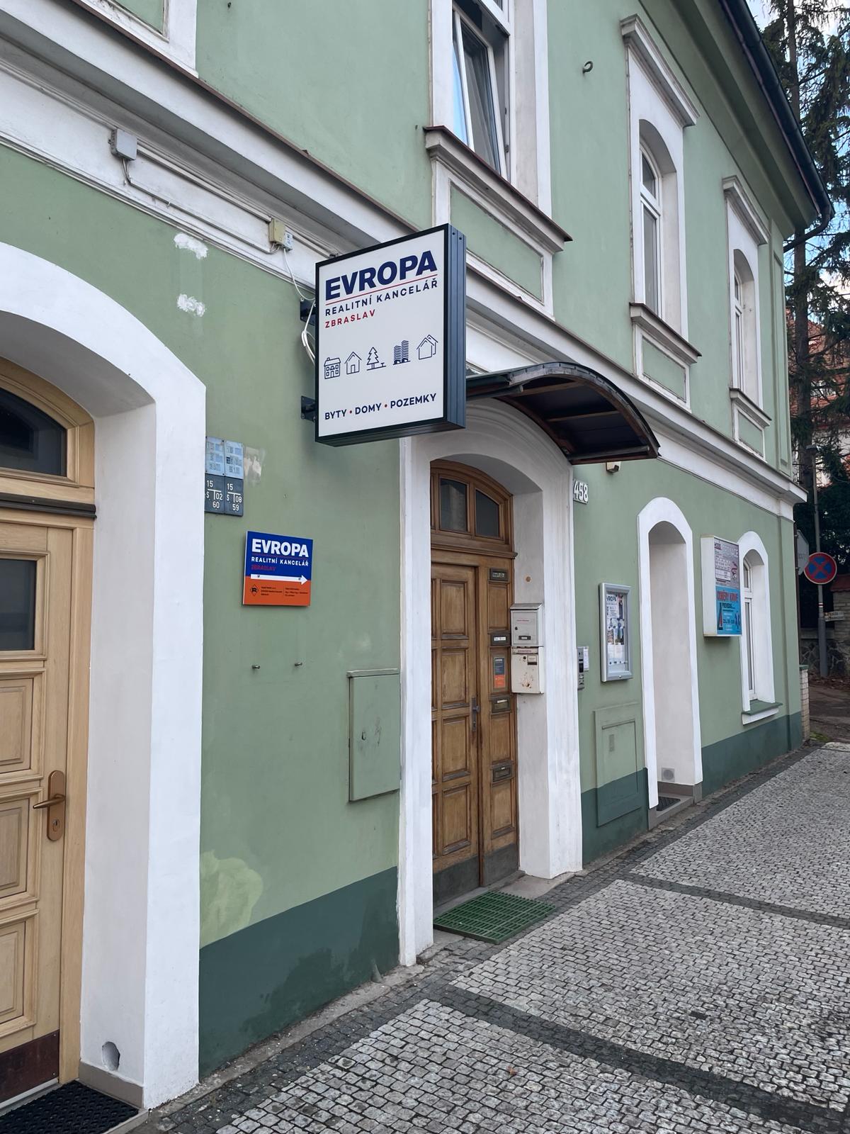 EVROPA realitní kancelář ZBRASLAV foto 2