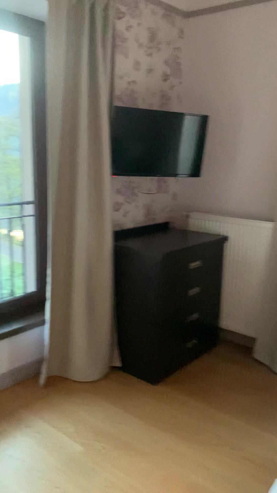 Restaurace Mandát foto 2 (náhled videa)
