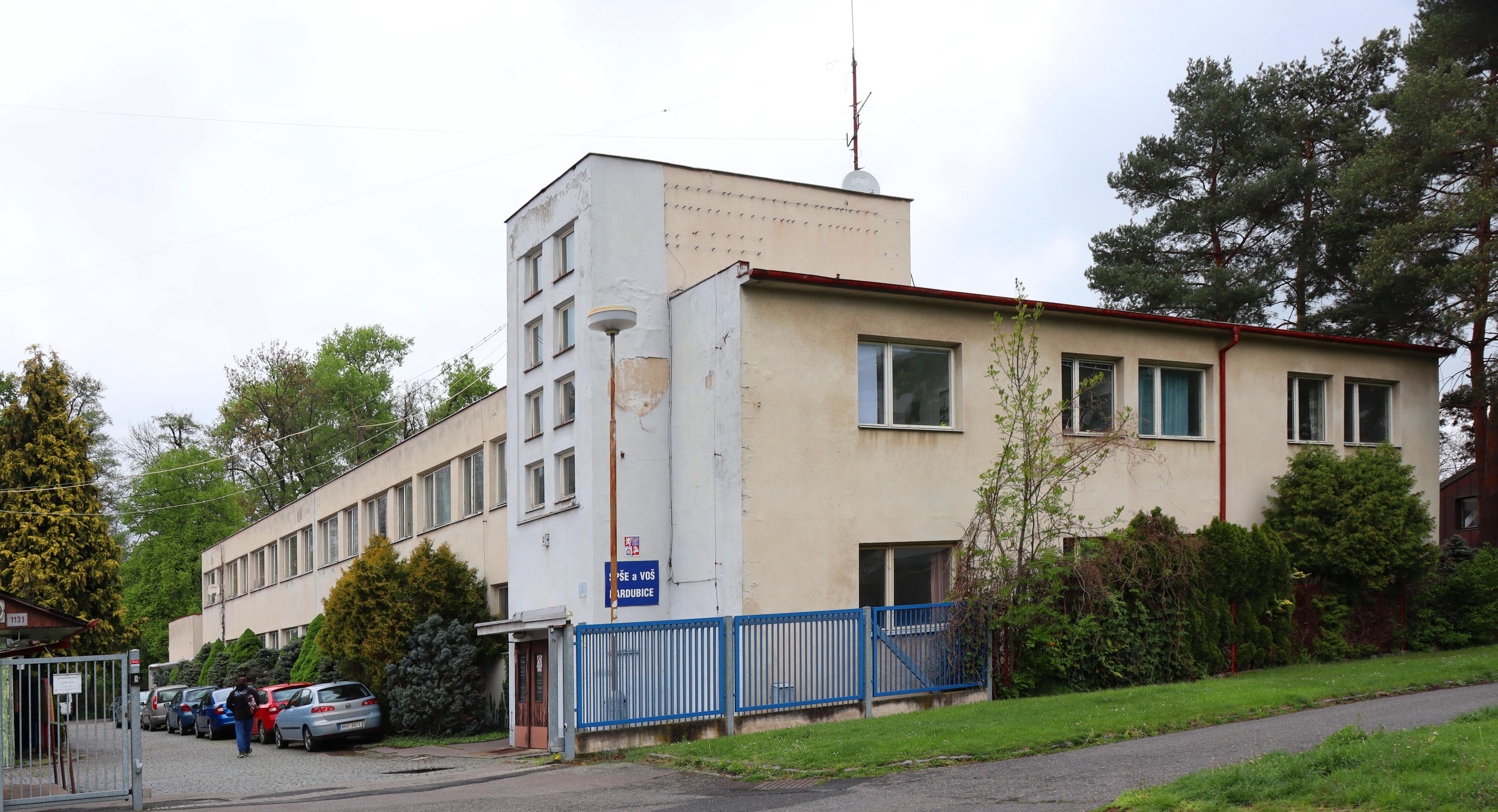 Střední průmyslová škola elektrotechnická a Vyšší odborná škola Pardubice foto 5