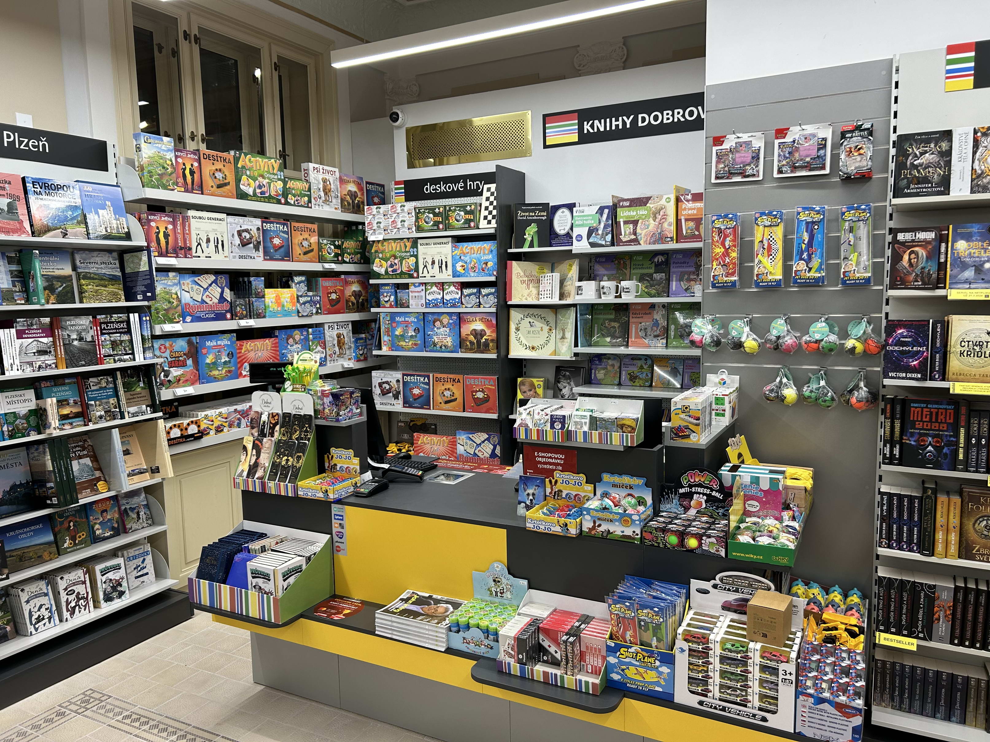 KNIHY DOBROVSKÝ foto 3