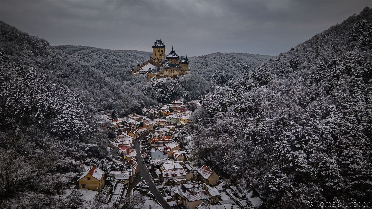 Státní hrad Karlštejn foto 6