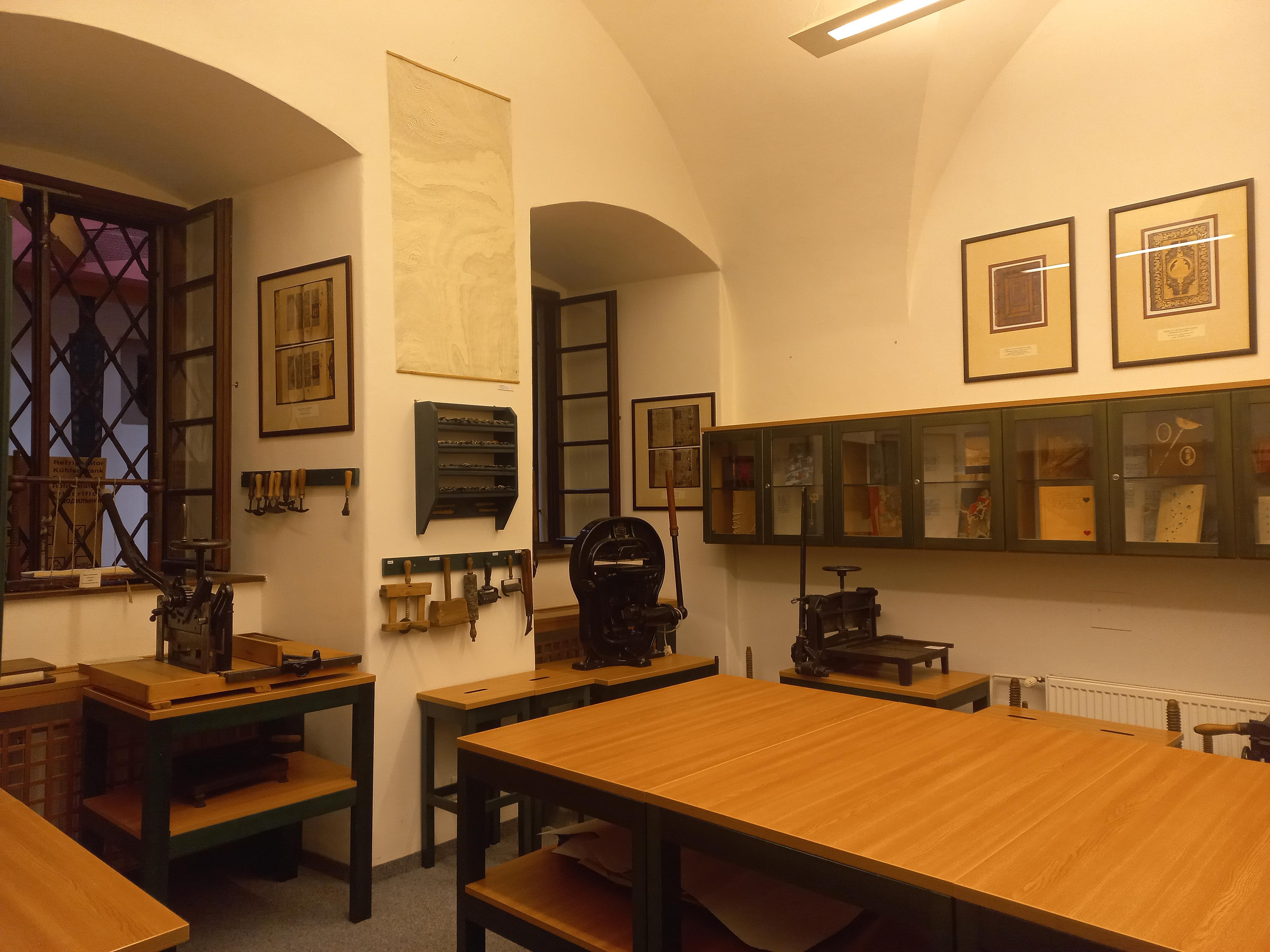 Muzeum knižní vazby v Lokti