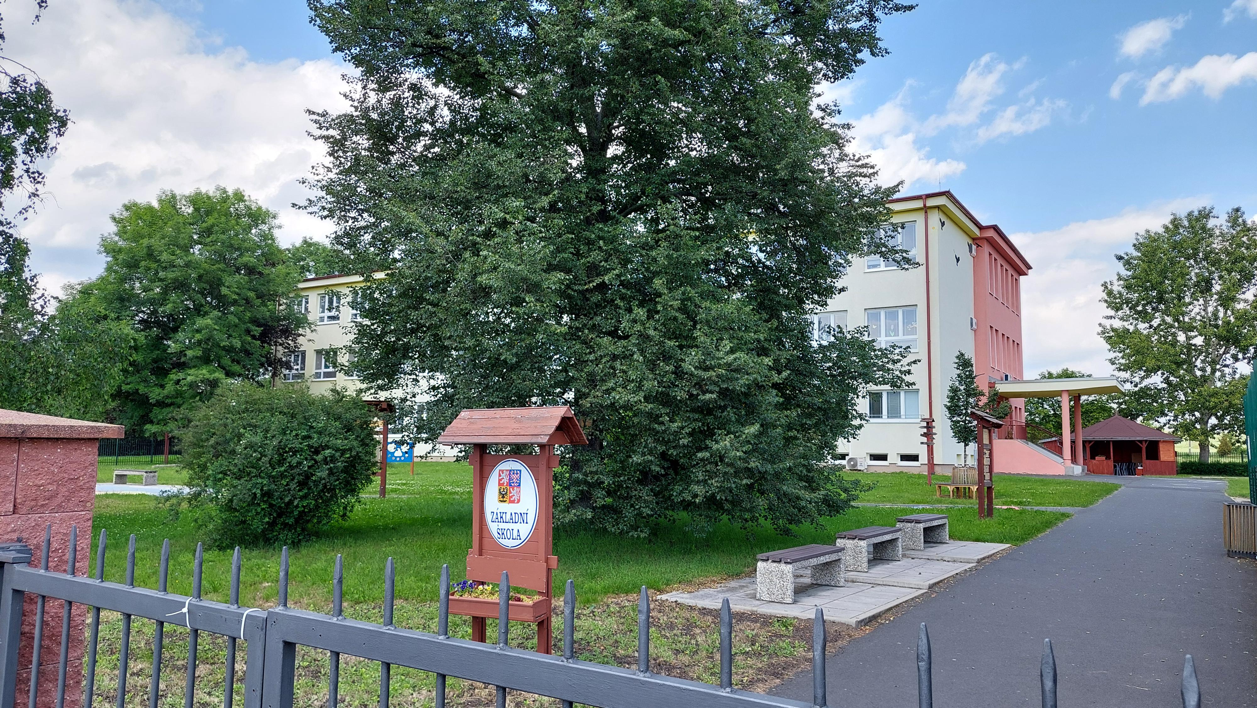 Základní škola Údlice, okres Chomutov foto 2
