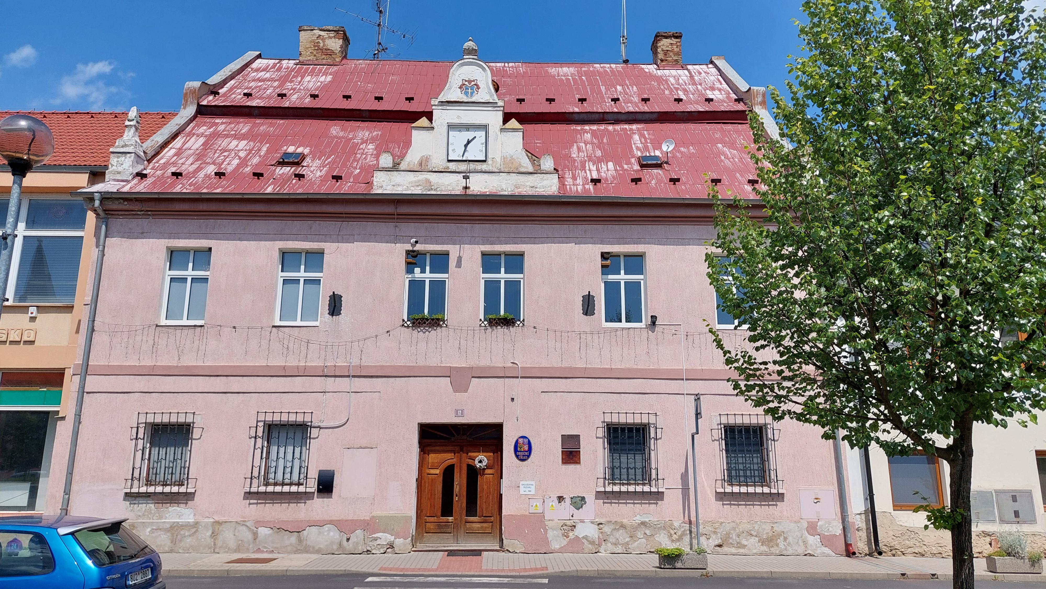 Údlice - obecní úřad foto 6