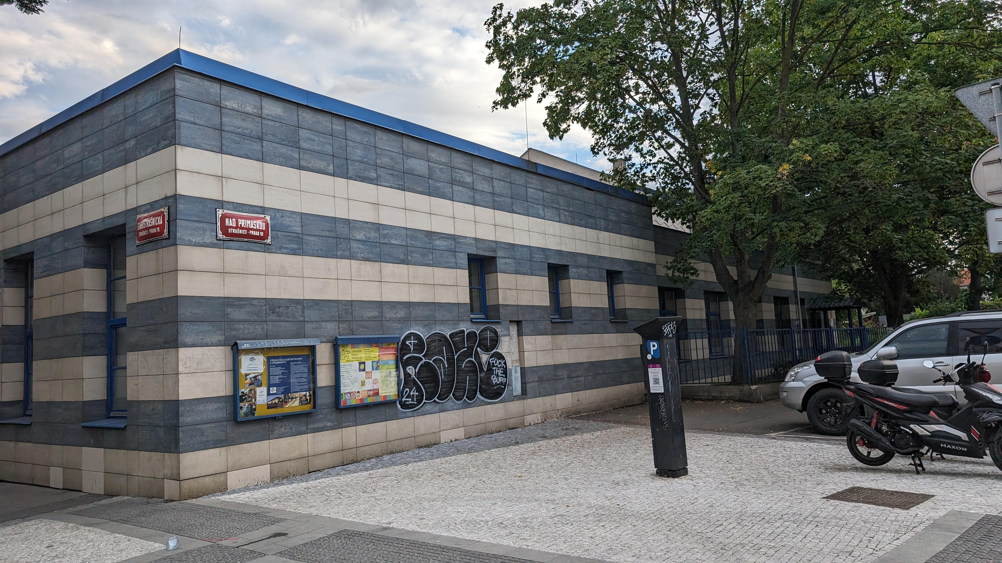 Základní škola speciální, Praha 10, Starostrašnická 45 foto 3