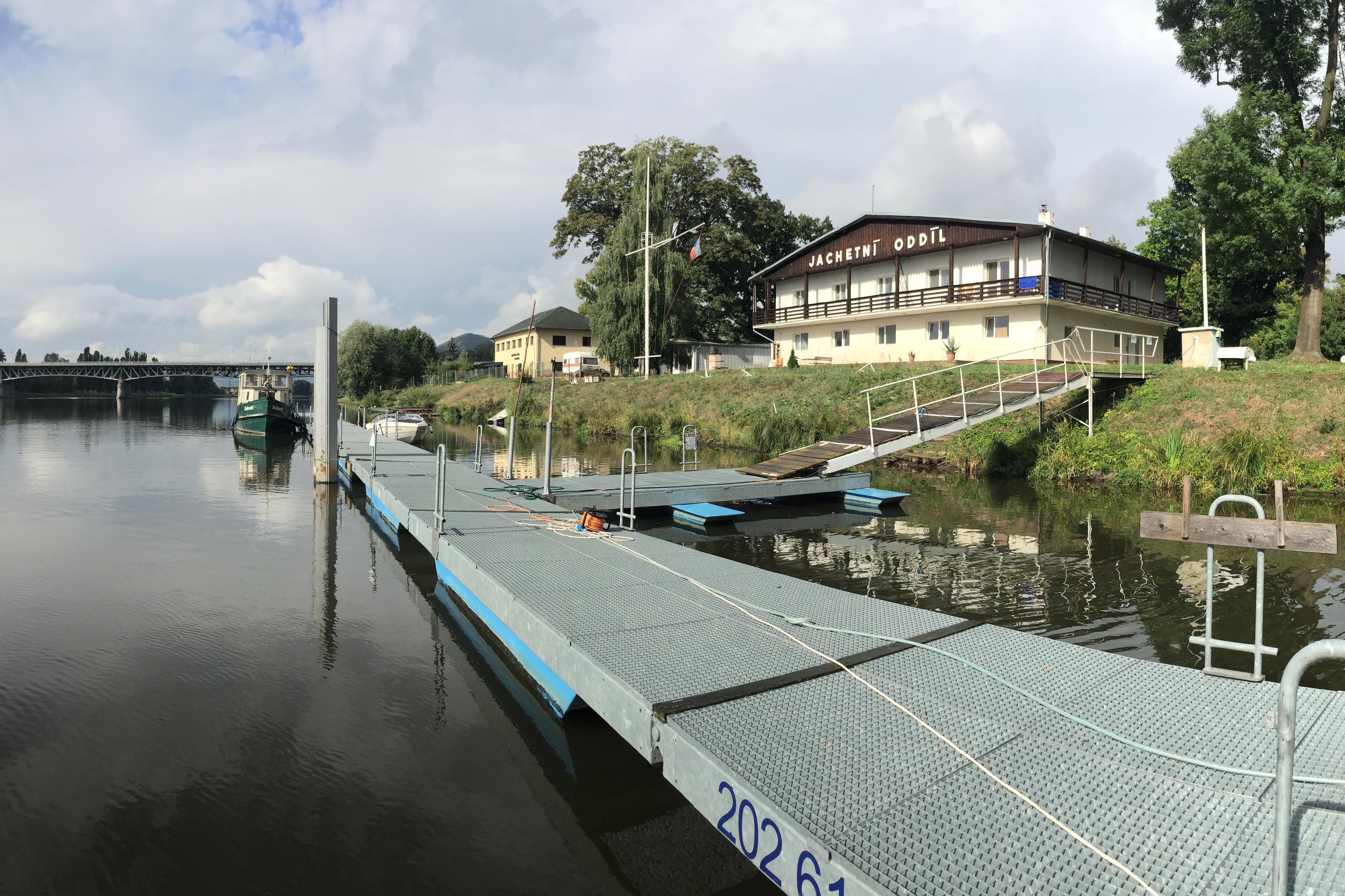 Jachetní loděnice - Slavoj Litoměřice foto 2
