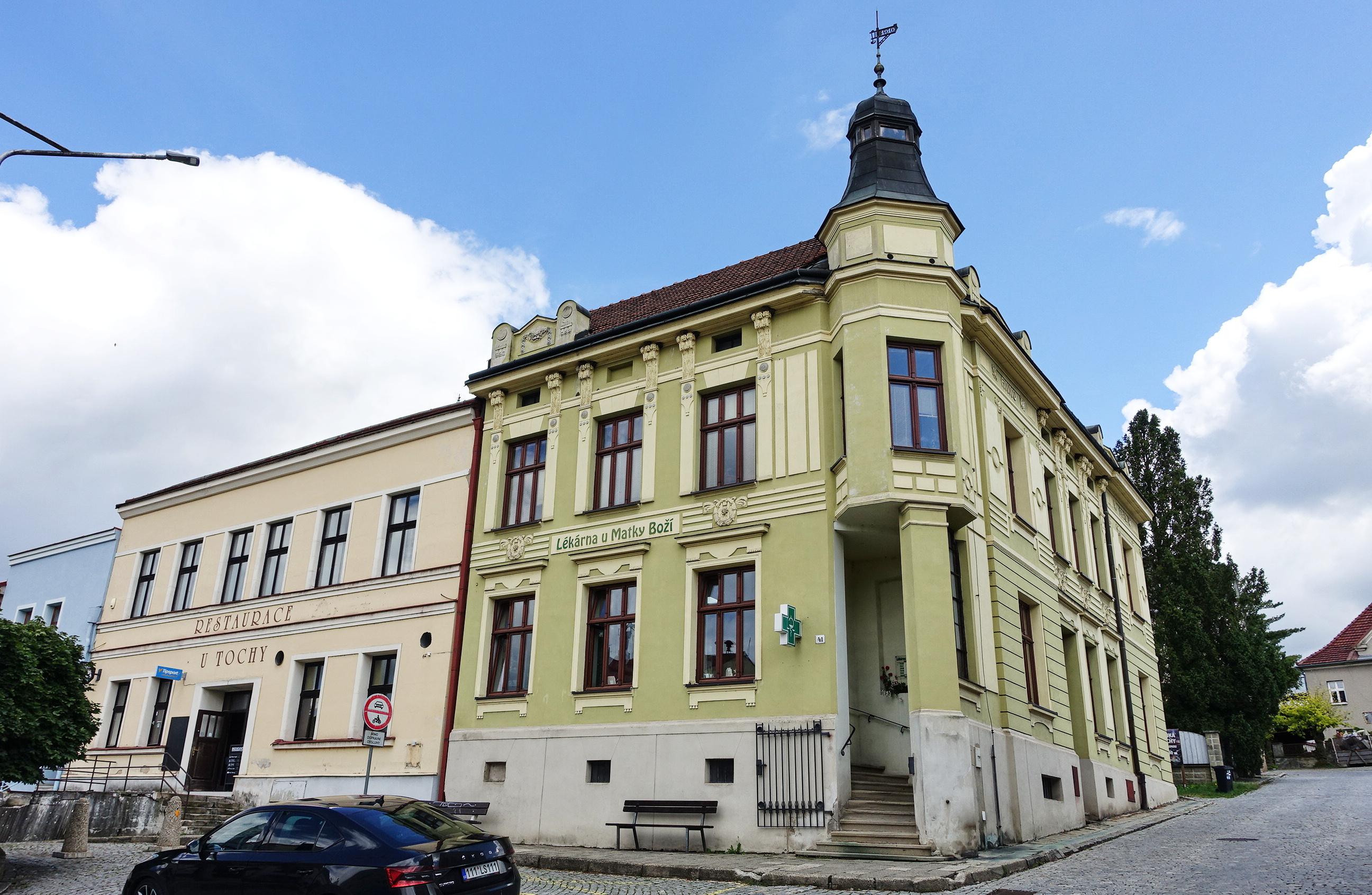 Lékárna U Matky Boží foto 3