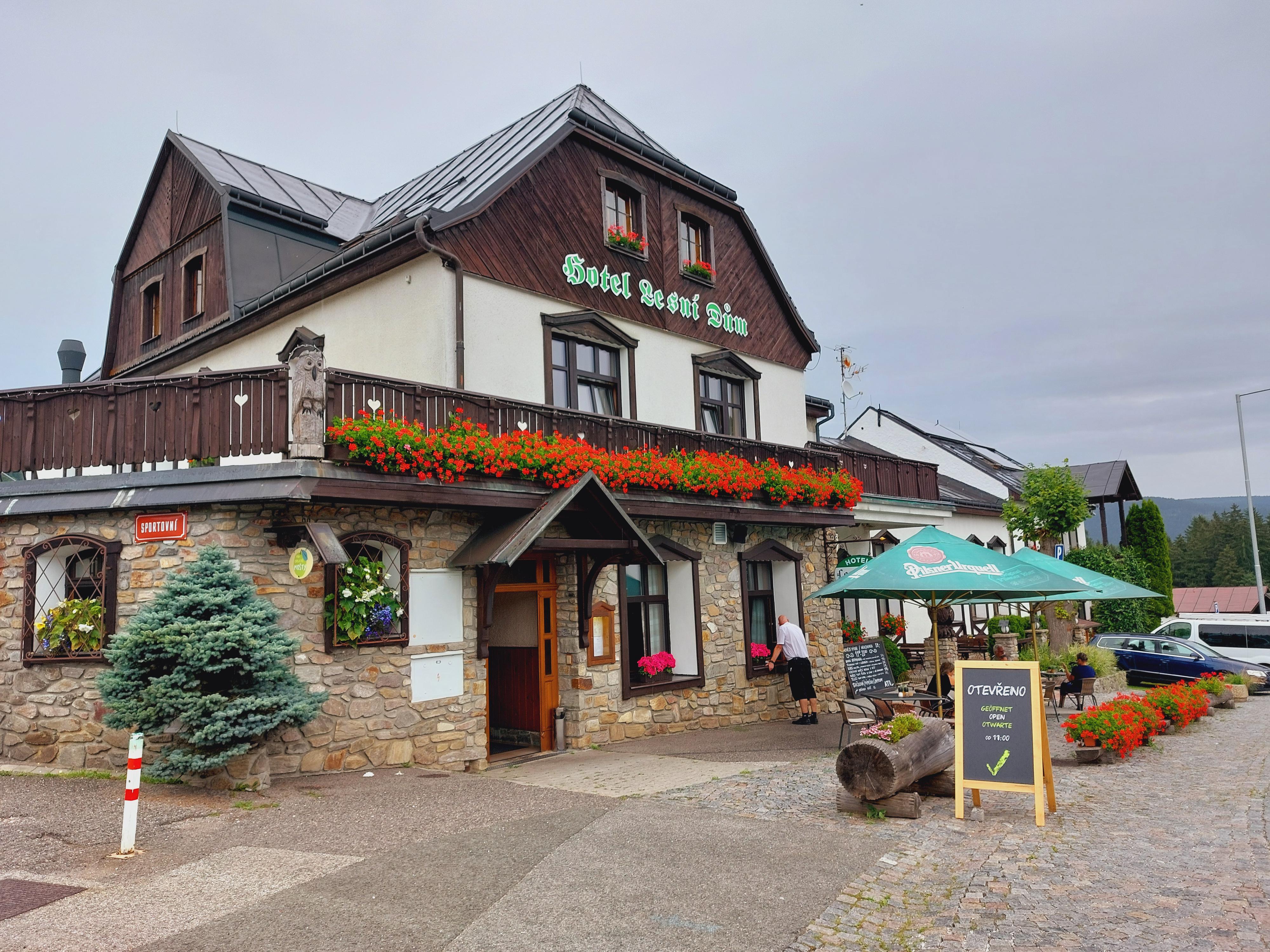 Restaurace Lesní dům foto 5
