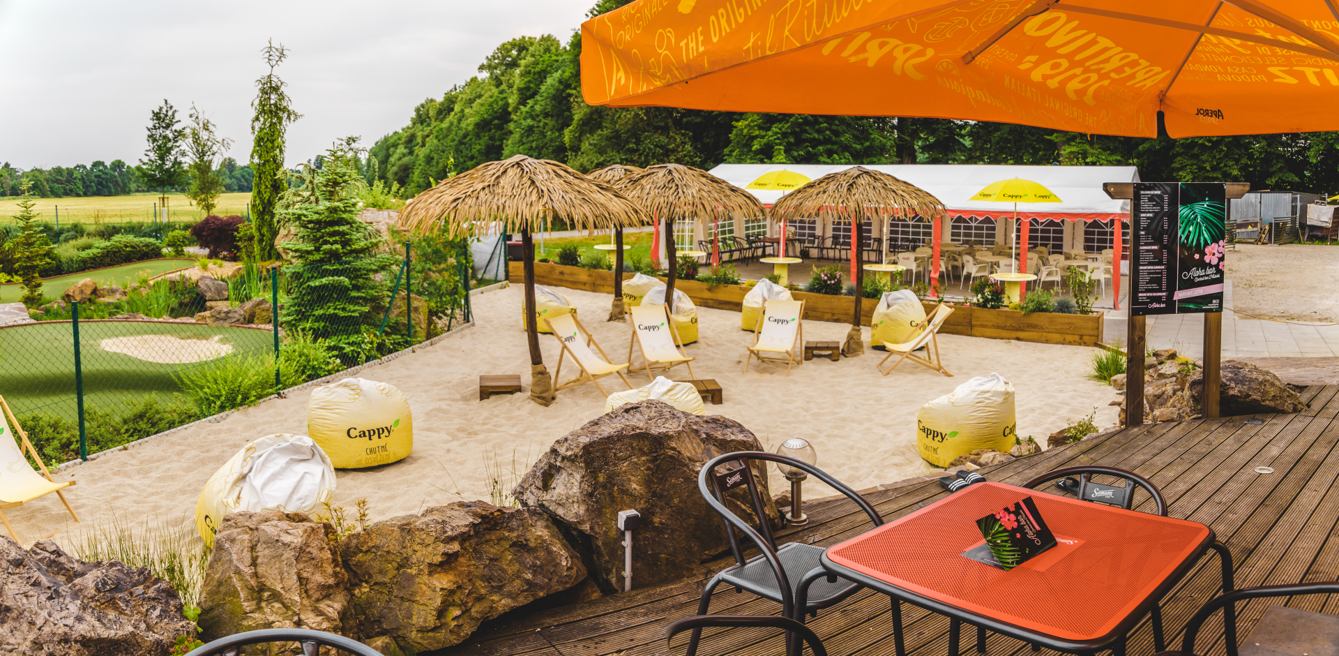 Aloha bar & Grill Hluboká foto 4