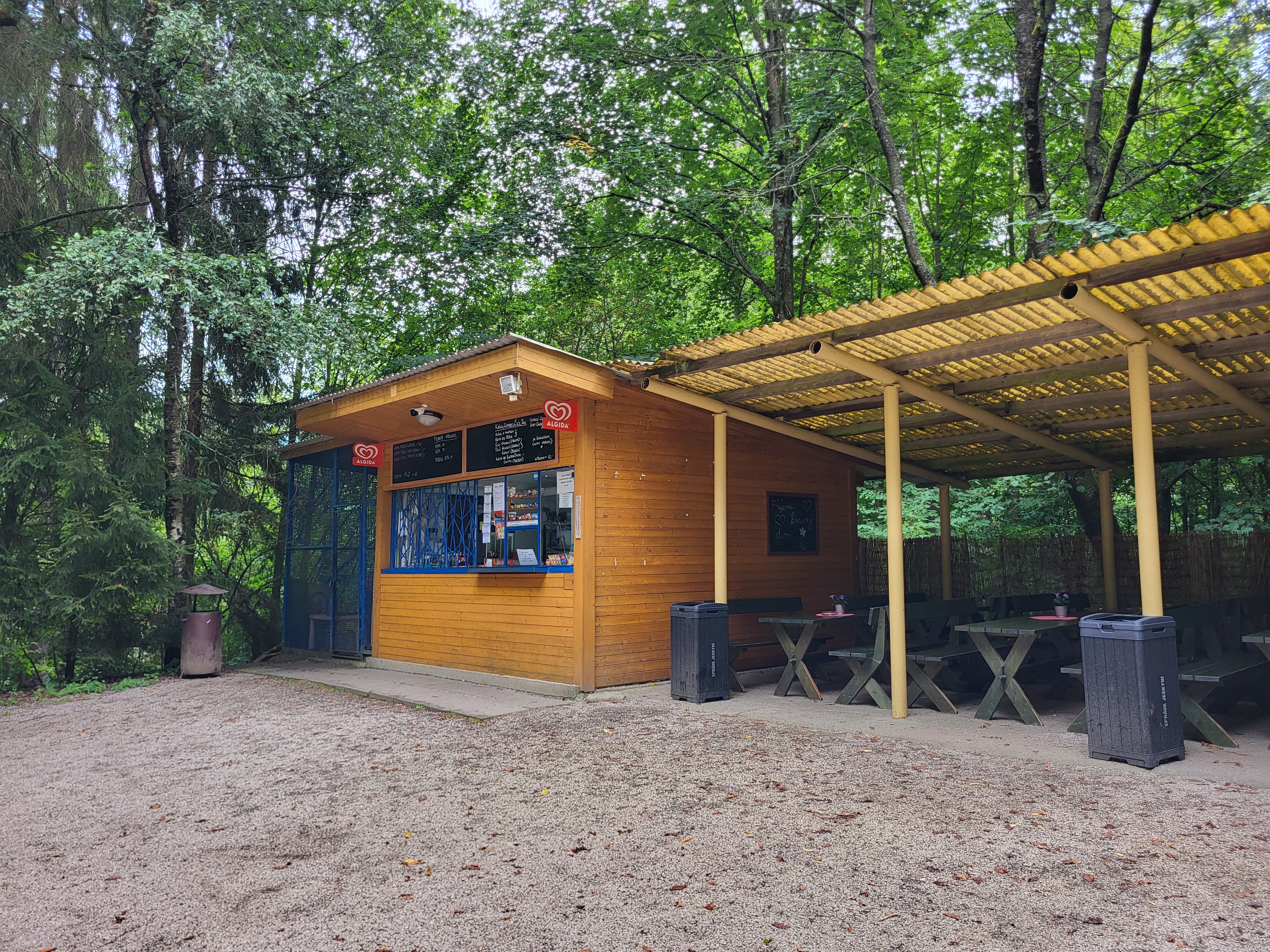 Občerstvení U Bozkovských jeskyní foto 5