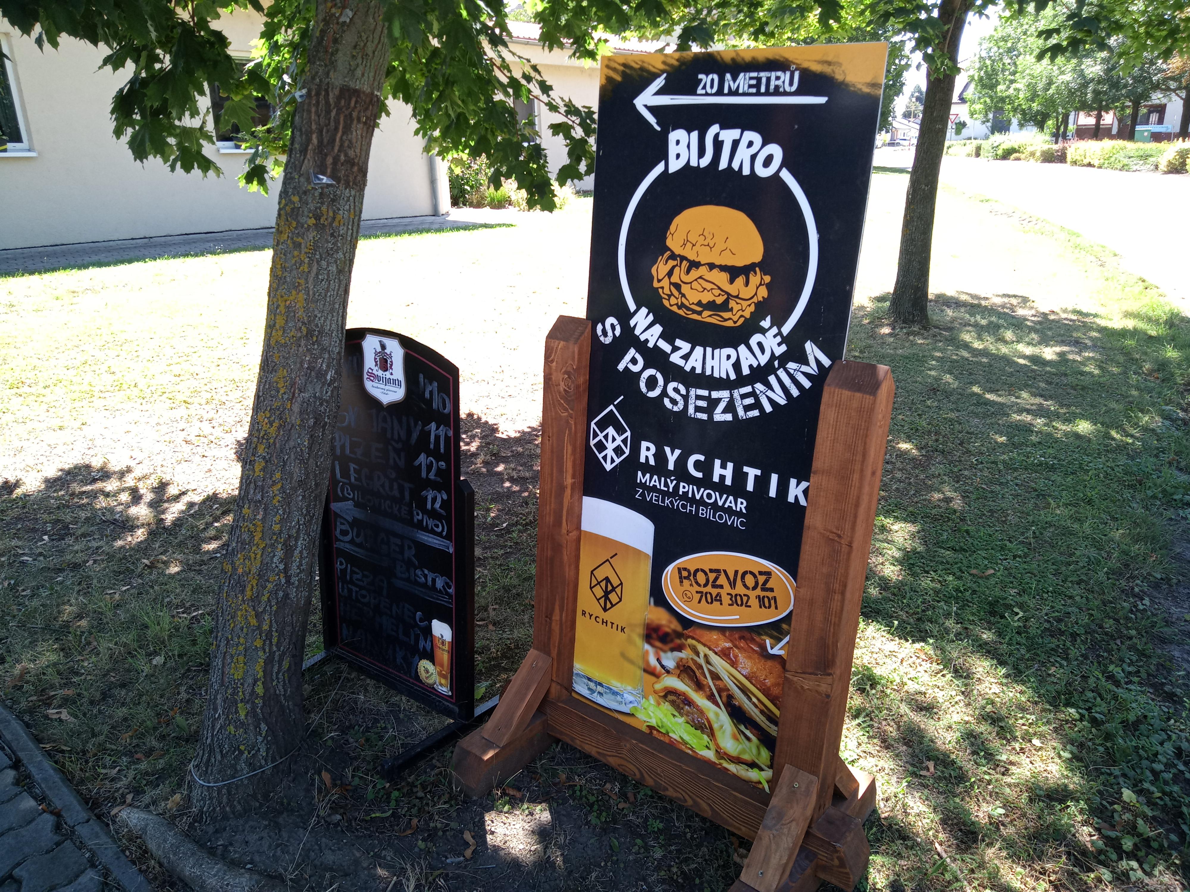 Burger Bistro na Zahradě foto 2