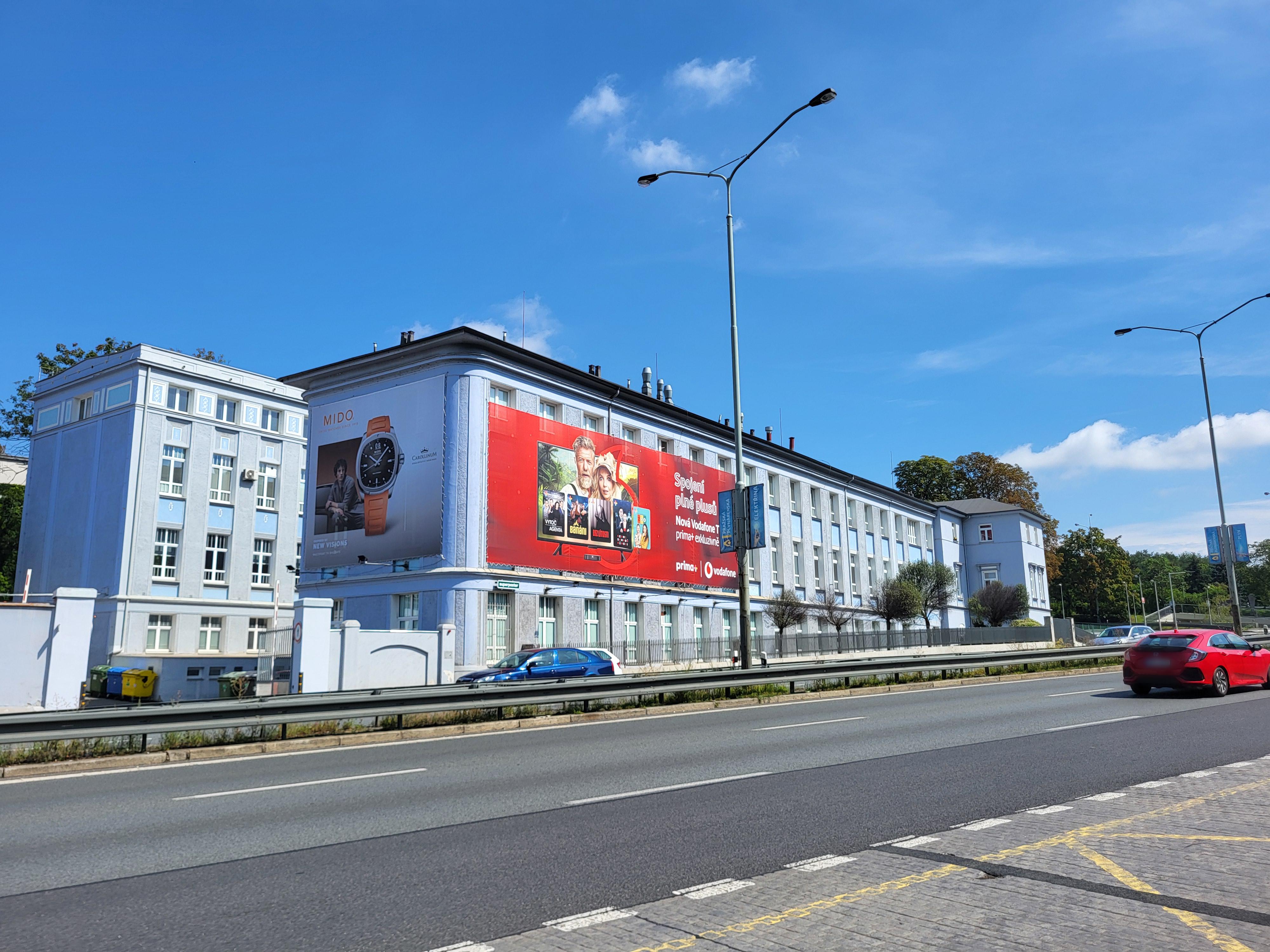 Knihovna Ústavu struktury a mechaniky hornin AV ČR