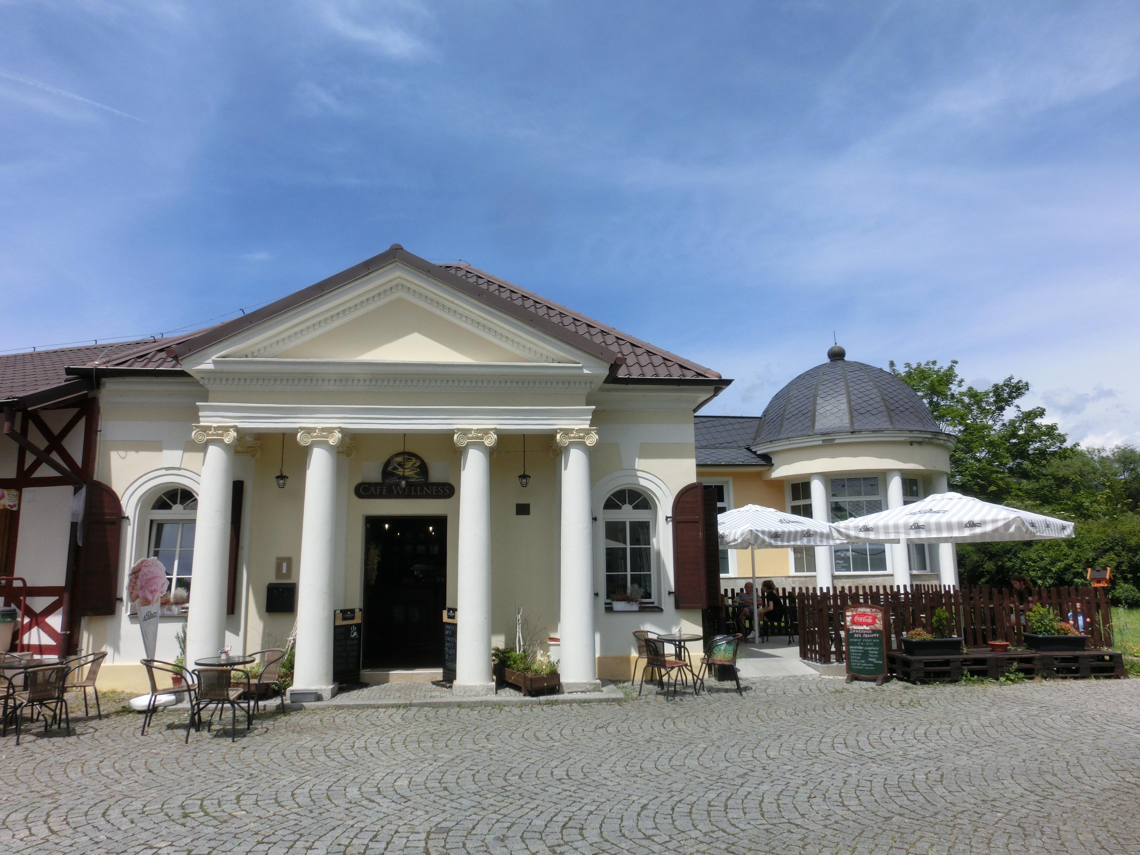 Kavárna Peřeje foto 6