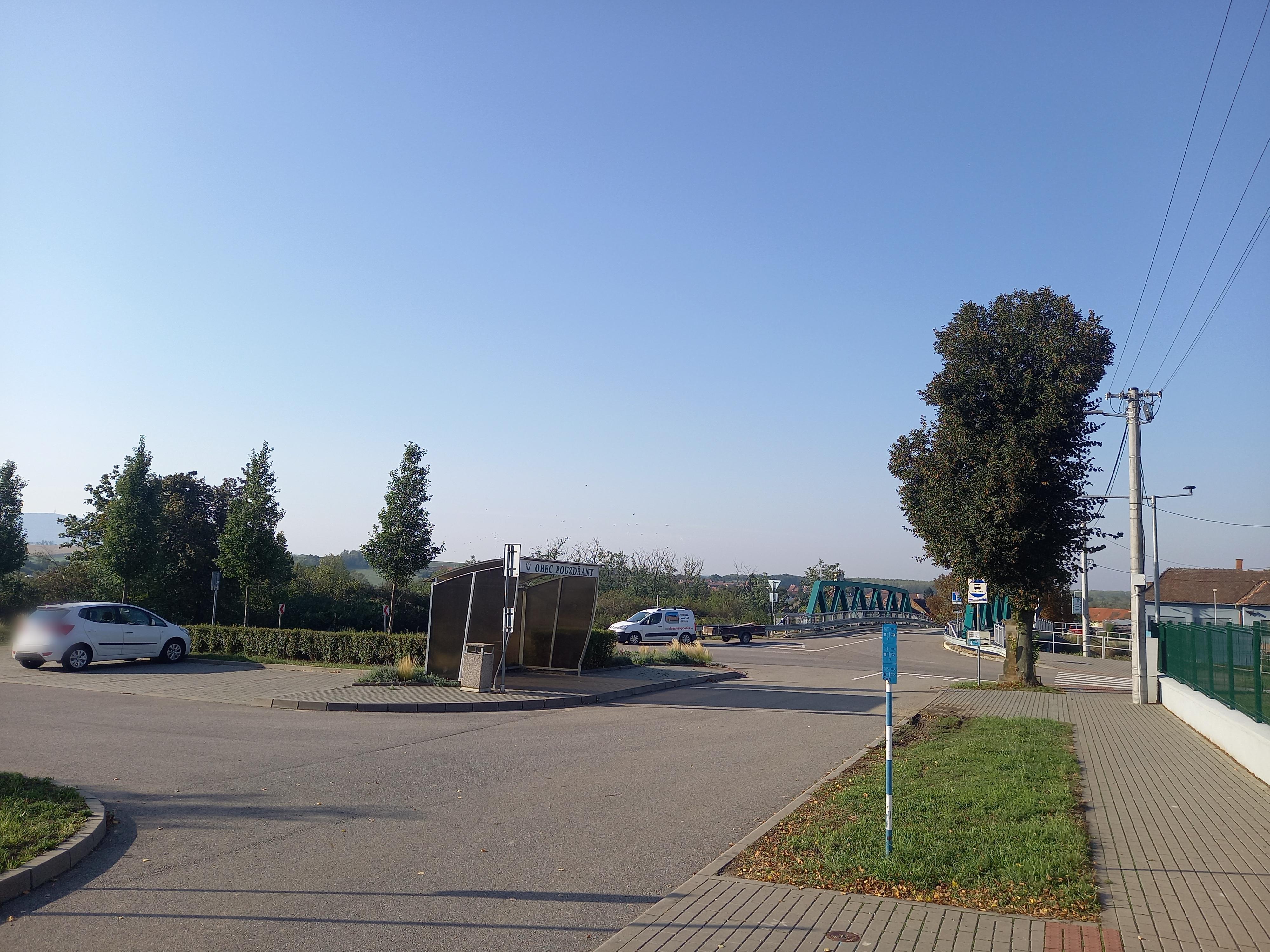 Základní škola Pouzdřany foto 2