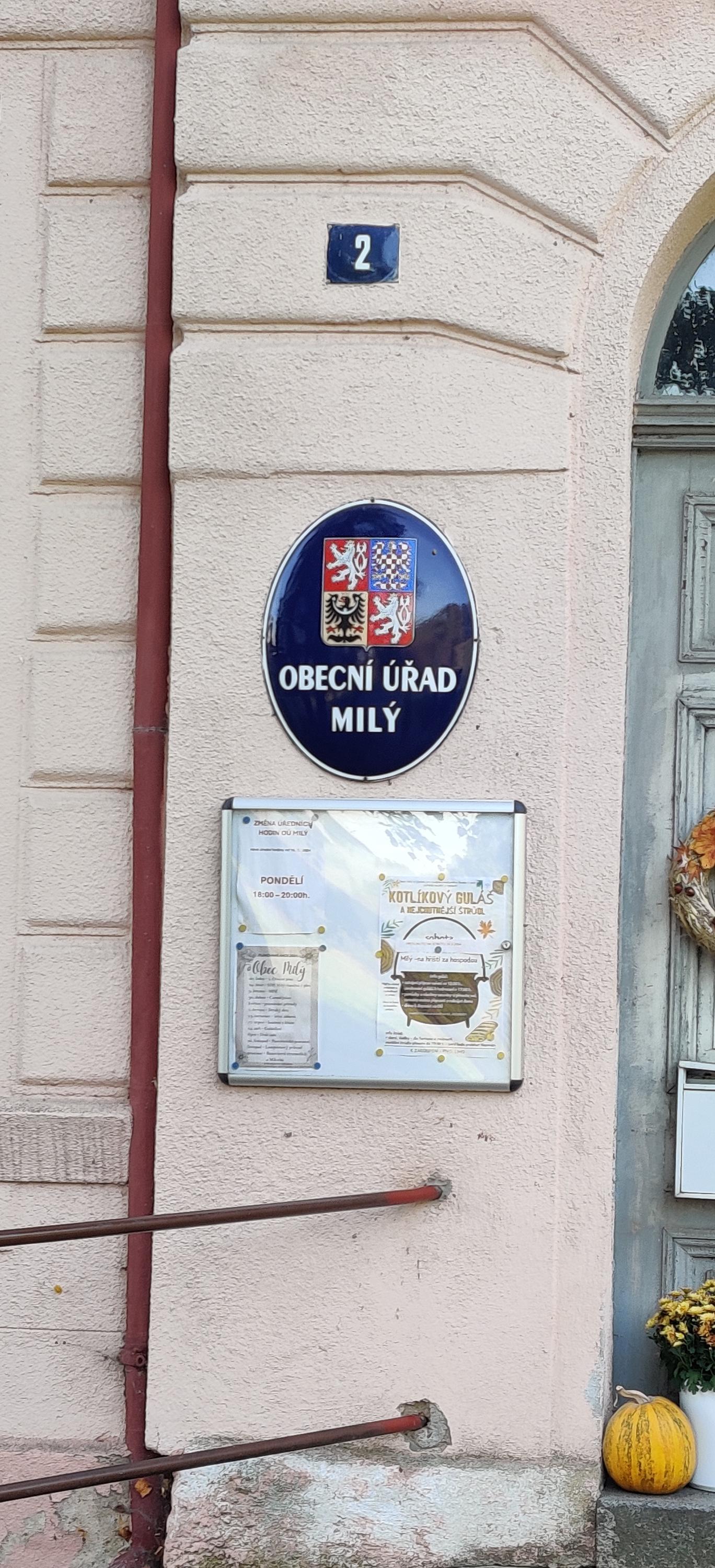 Milý - obecní úřad foto 3