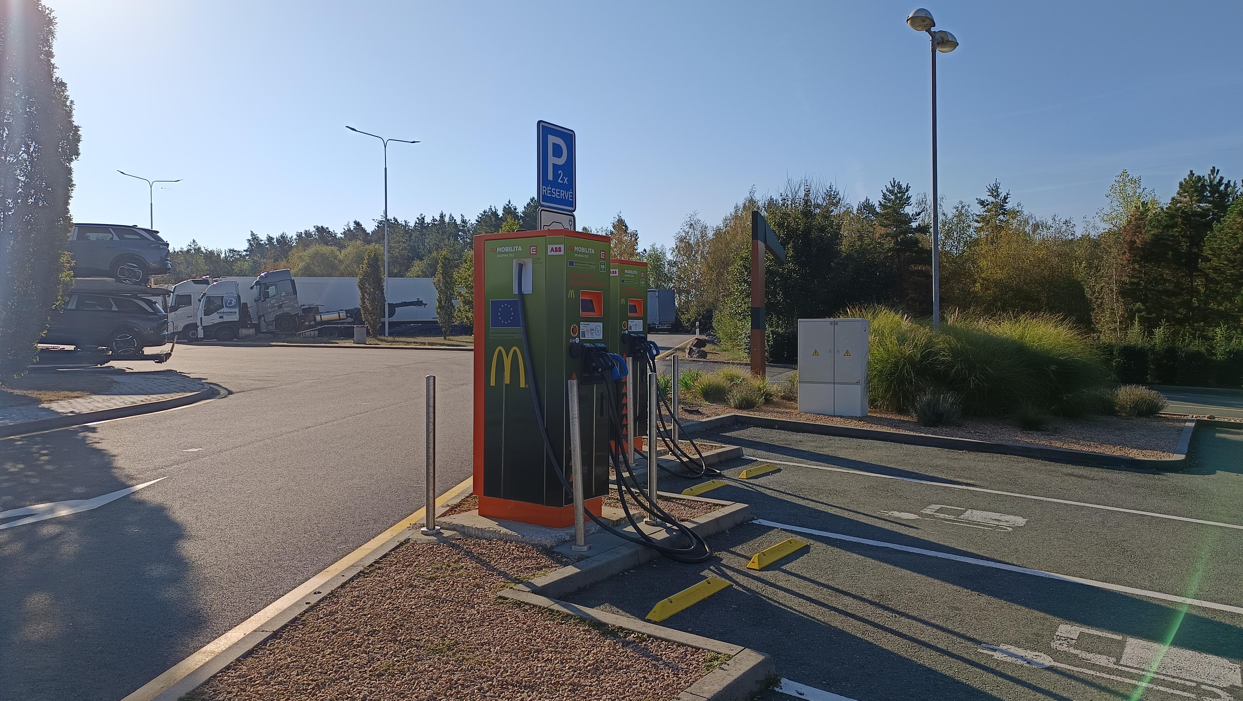 Nabíjecí stanice ČEZ foto 5