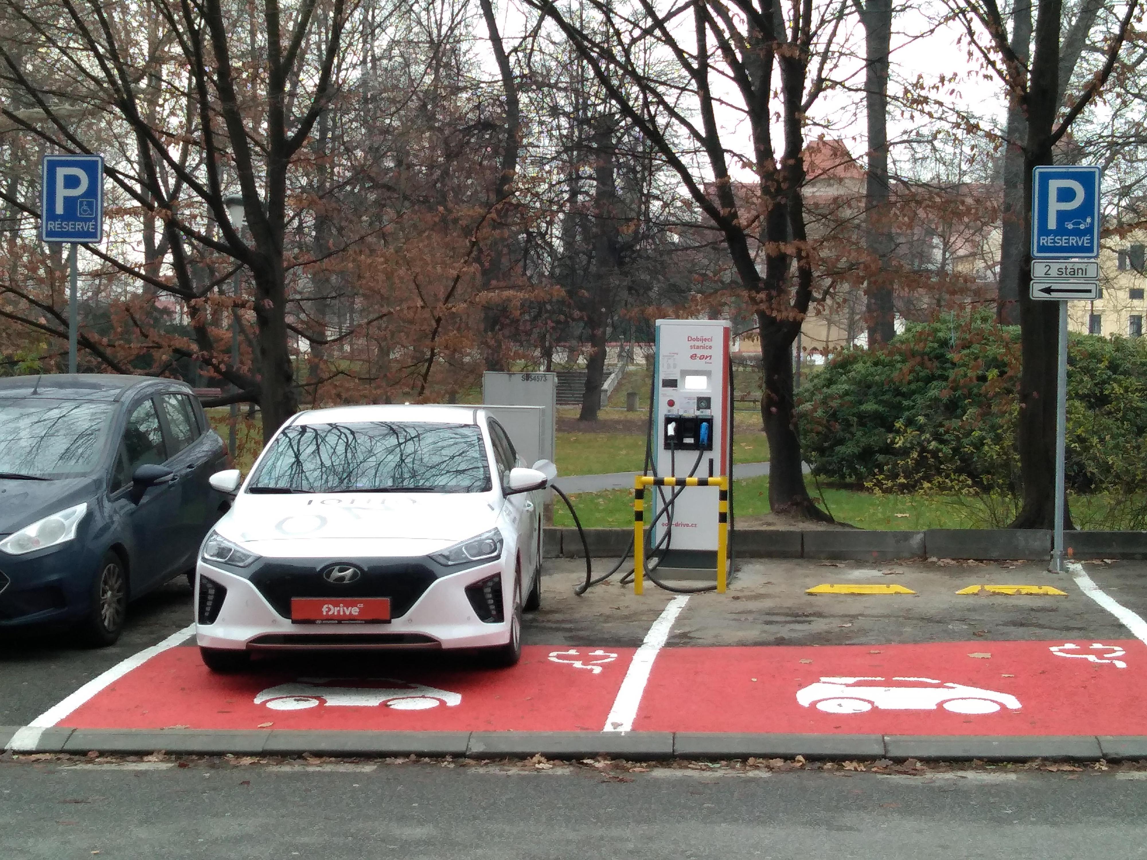 Dobíjecí stanice E.ON Drive foto 3