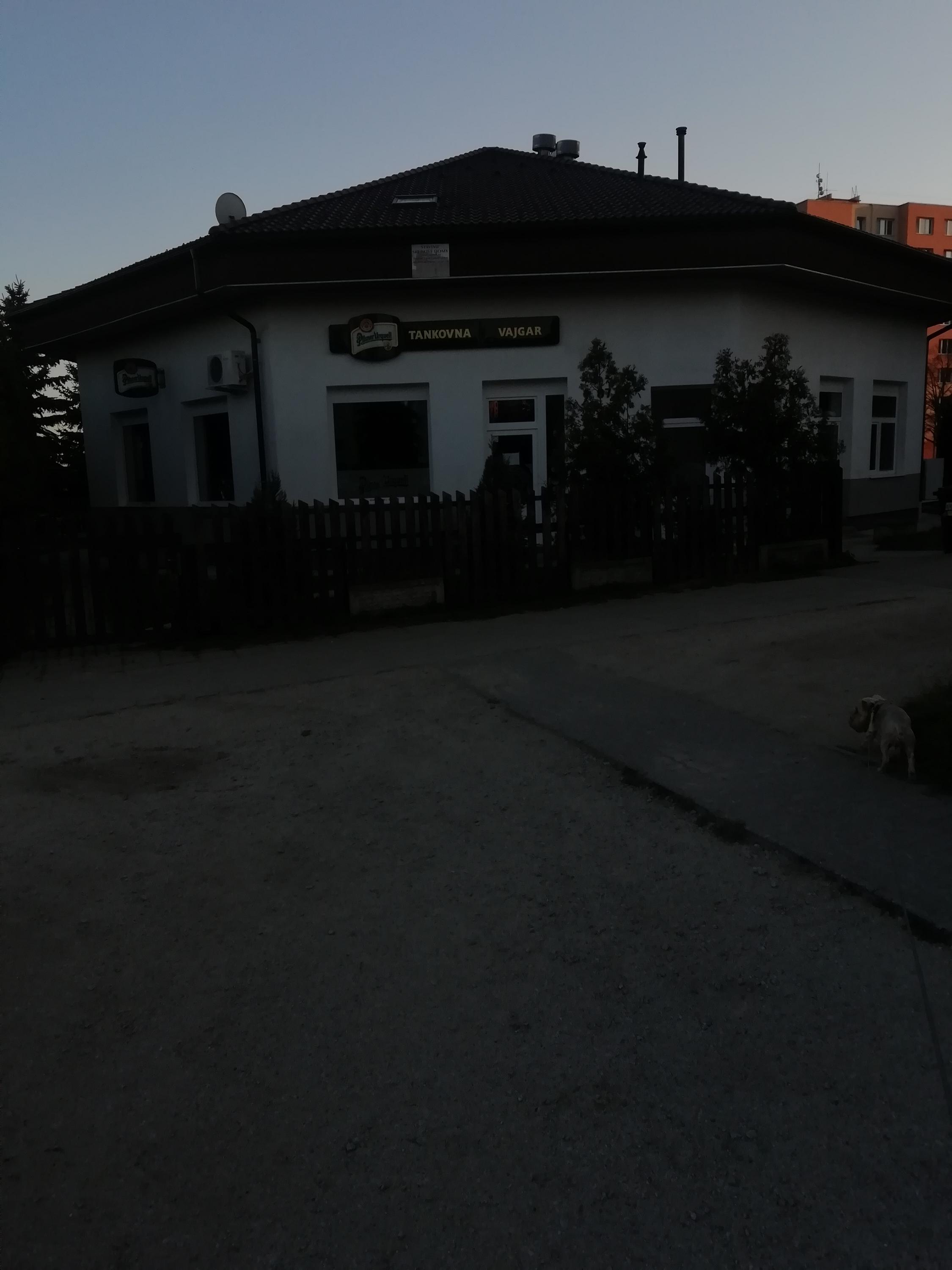 Tankovna Vajgar foto 2