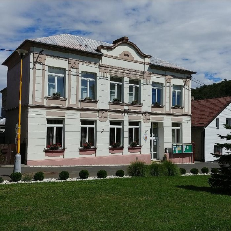 Janov - městský úřad foto 3