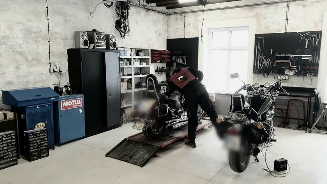 WARMUP  -  Motocentrum foto 5