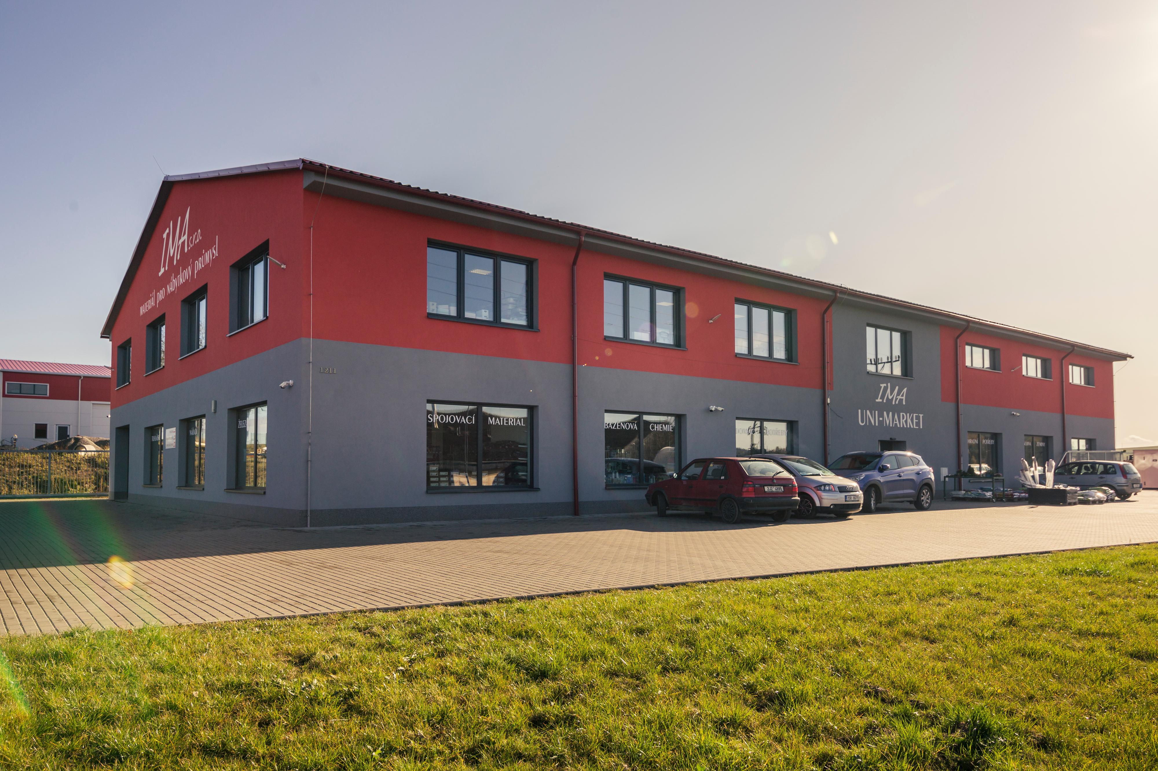 IMA UNI - MARKET foto 1