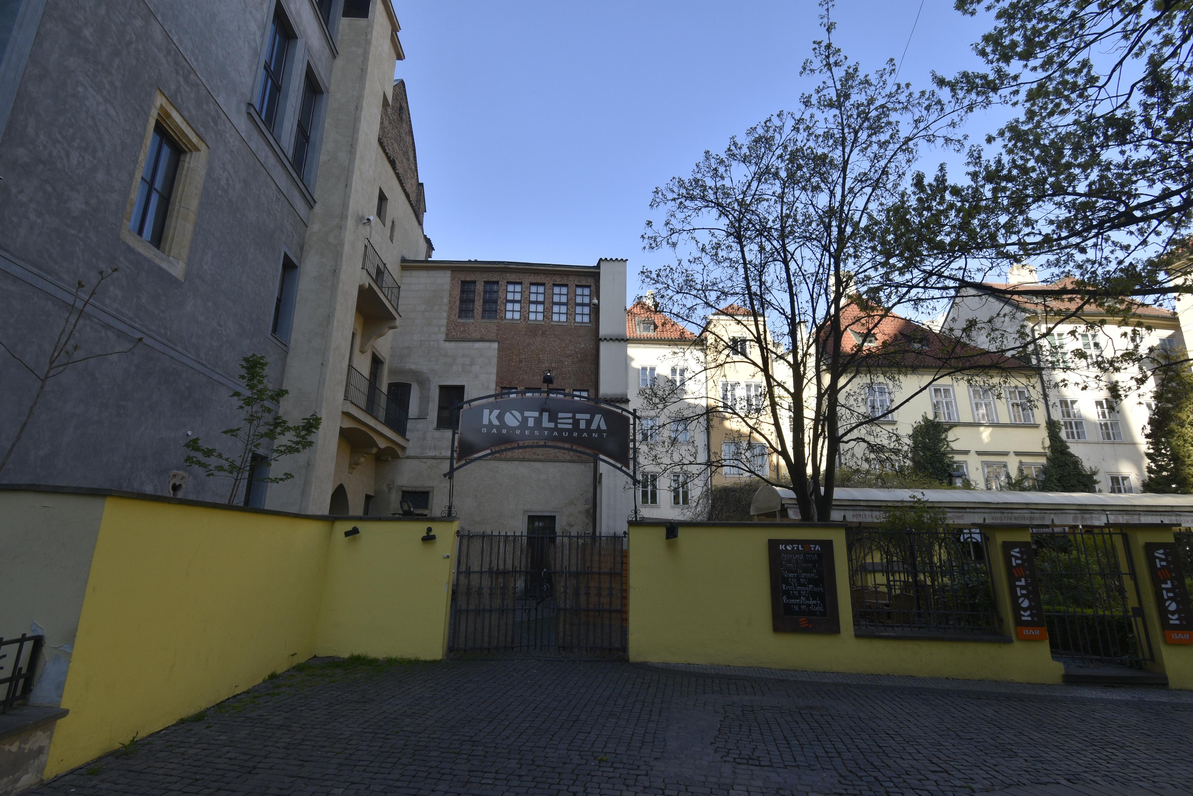 KOTLETA RESTAURANT BAR foto 2