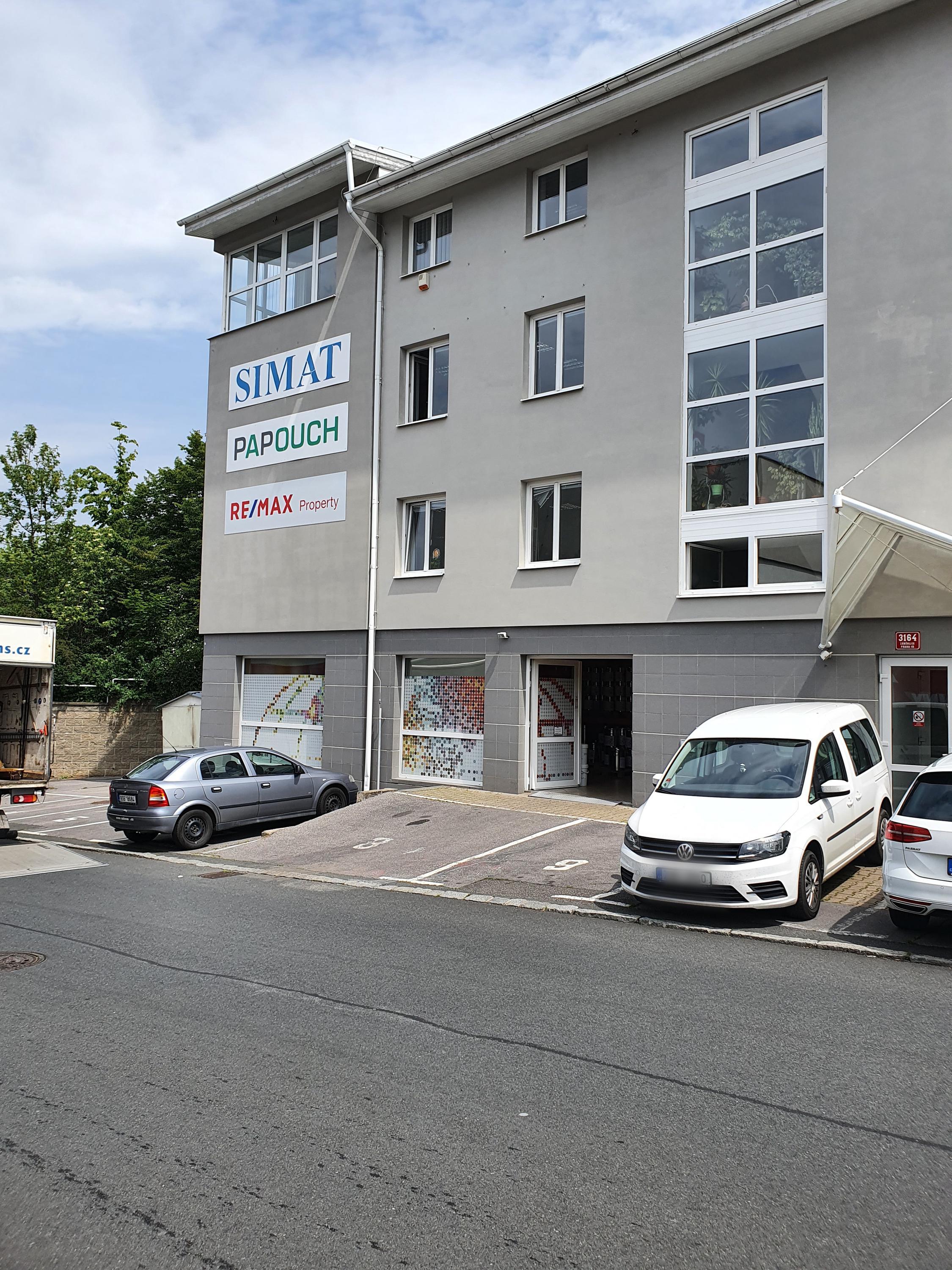 RE/MAX Property foto 2