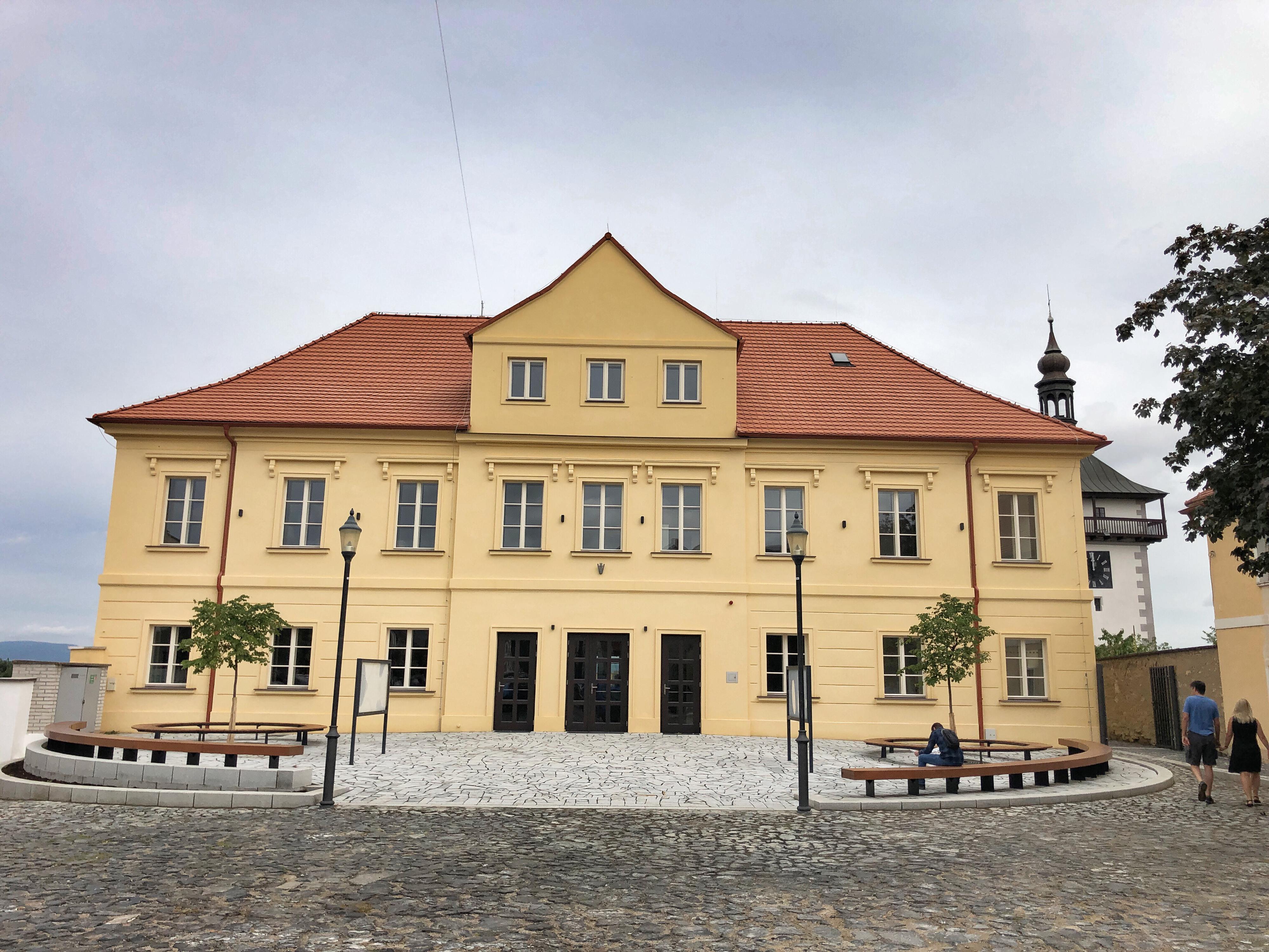 Kulturní dům Říp a 3D kino foto 5