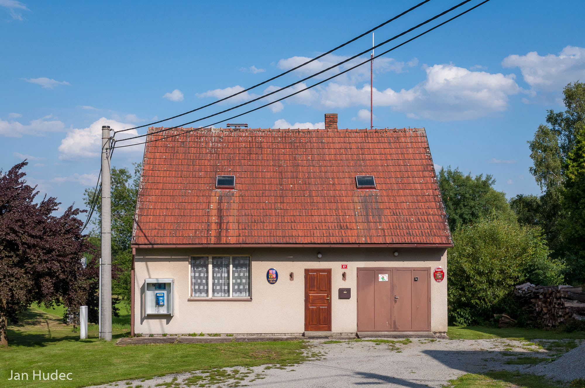 Bradáčov - obecní úřad foto 2