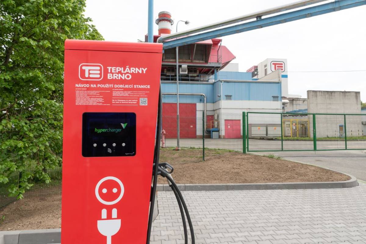 Veřejná rychlonabíjecí stanice Teplárny Brno foto 2