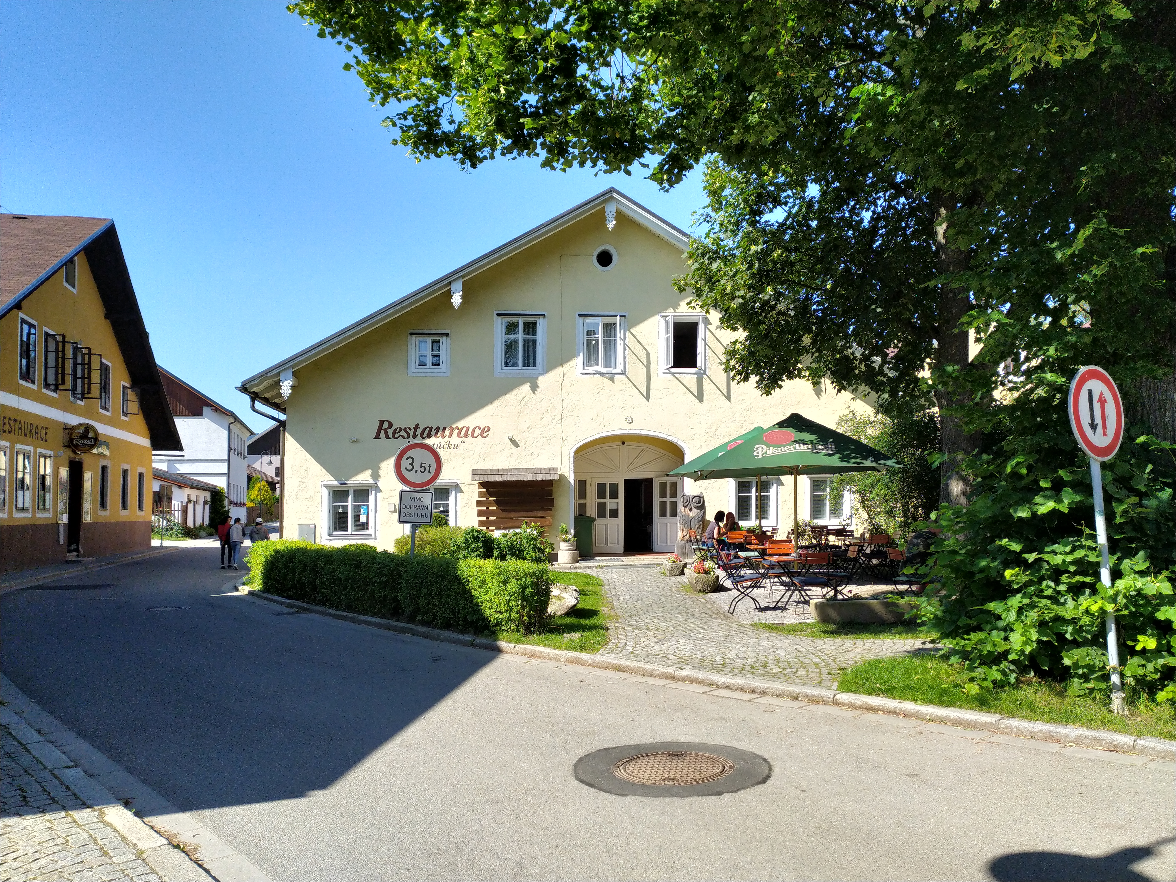 Restaurace U Potůčku foto 3