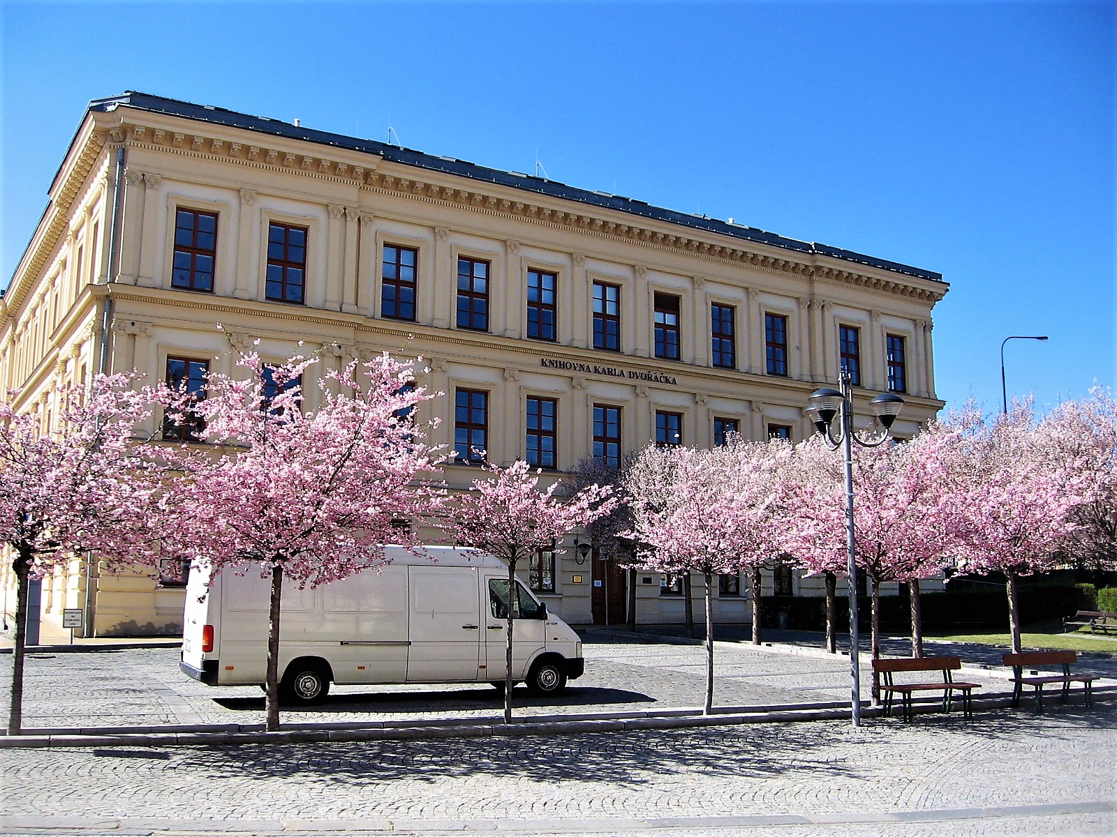 Knihovna Karla Dvořáčka foto 2